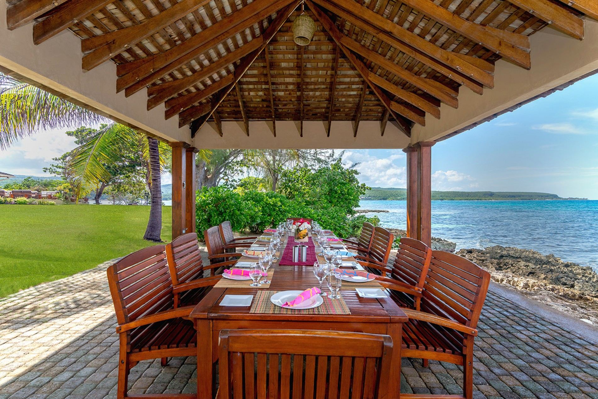 Fortlands Point Villa