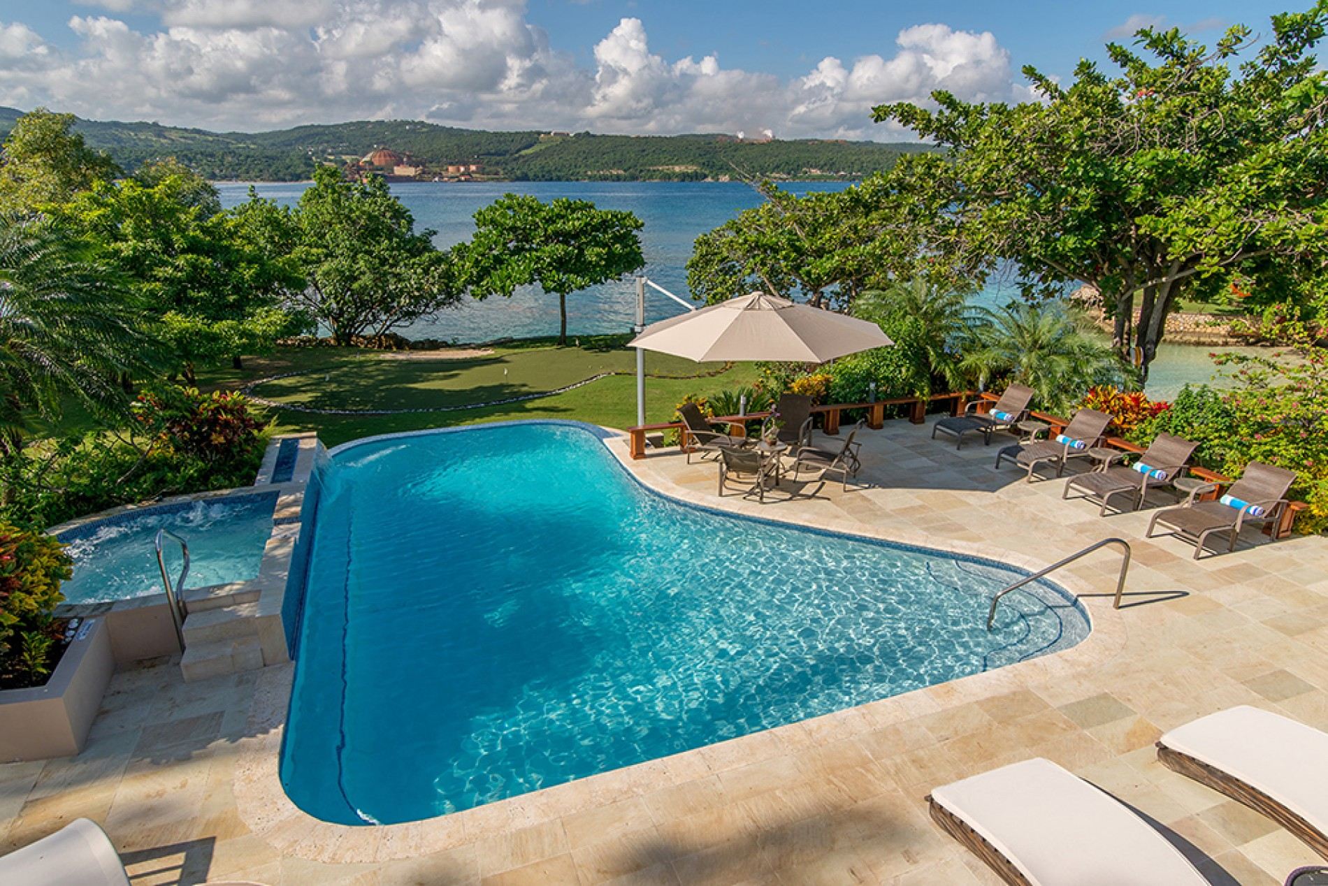 Fortlands Point Villa