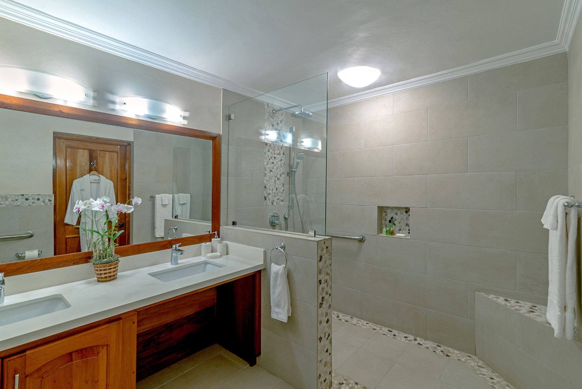 Fortlands Point Villa