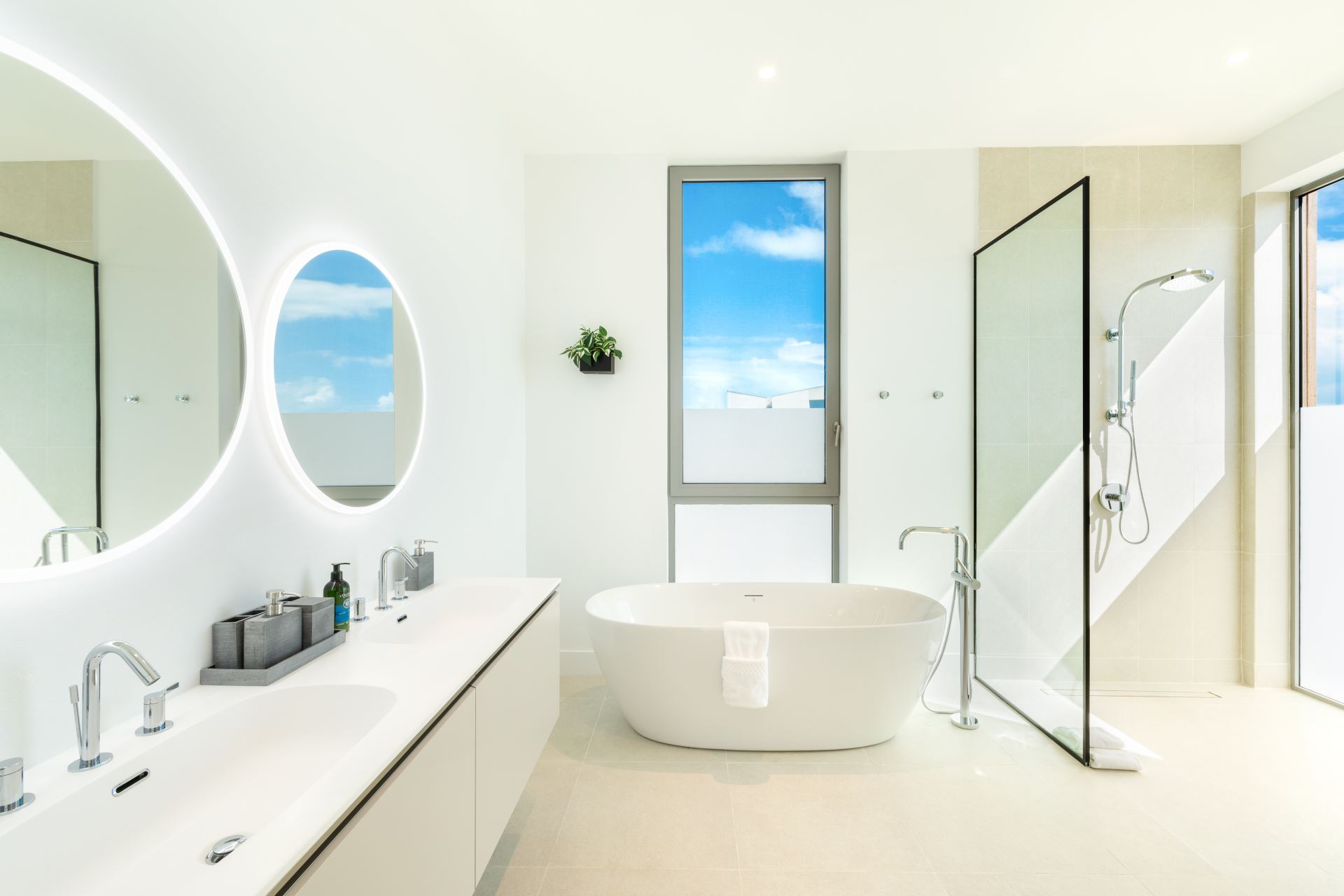 South Bank Lagoon Villas 4BDR