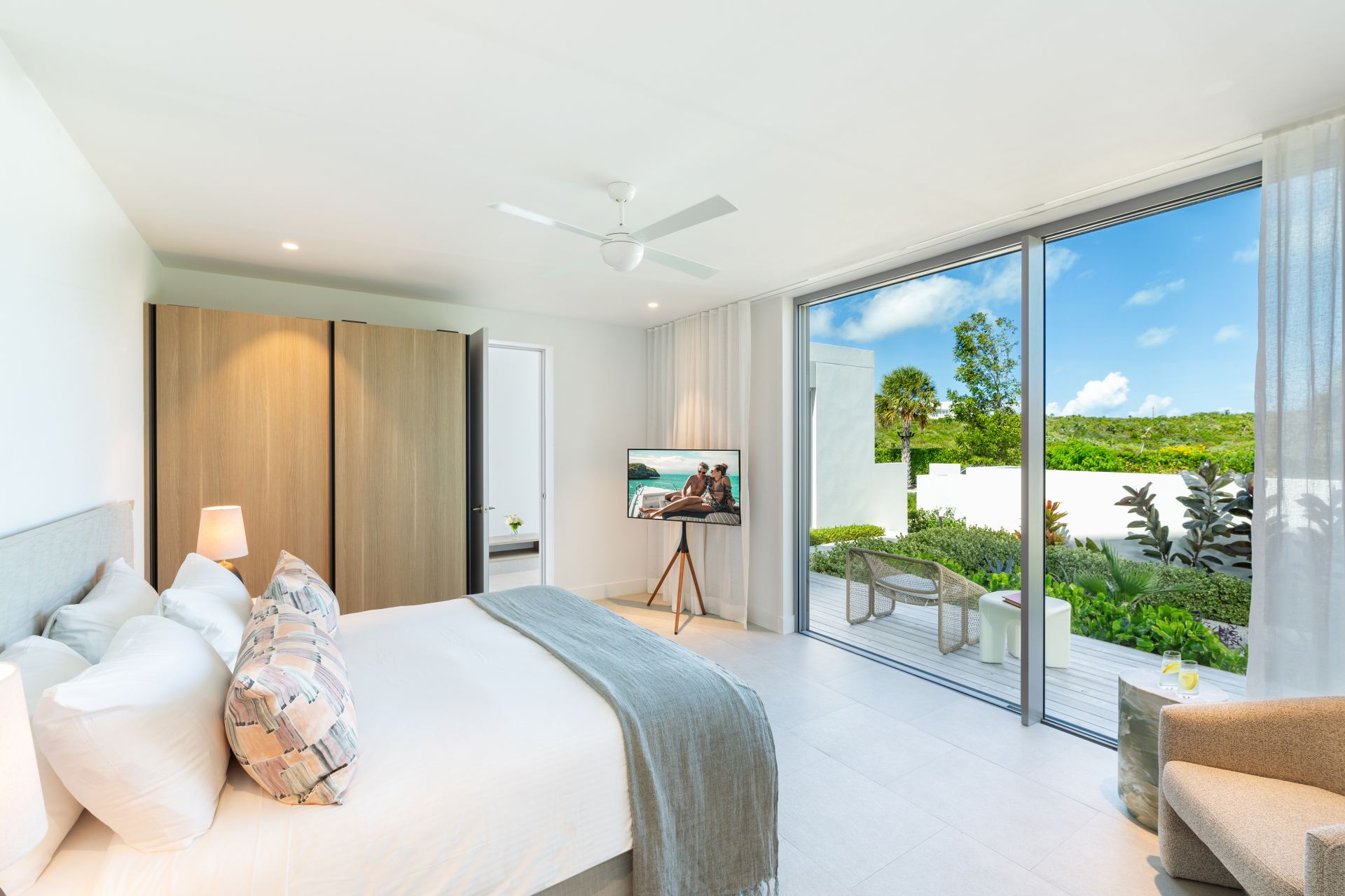 South Bank Lagoon Villas 5BDR