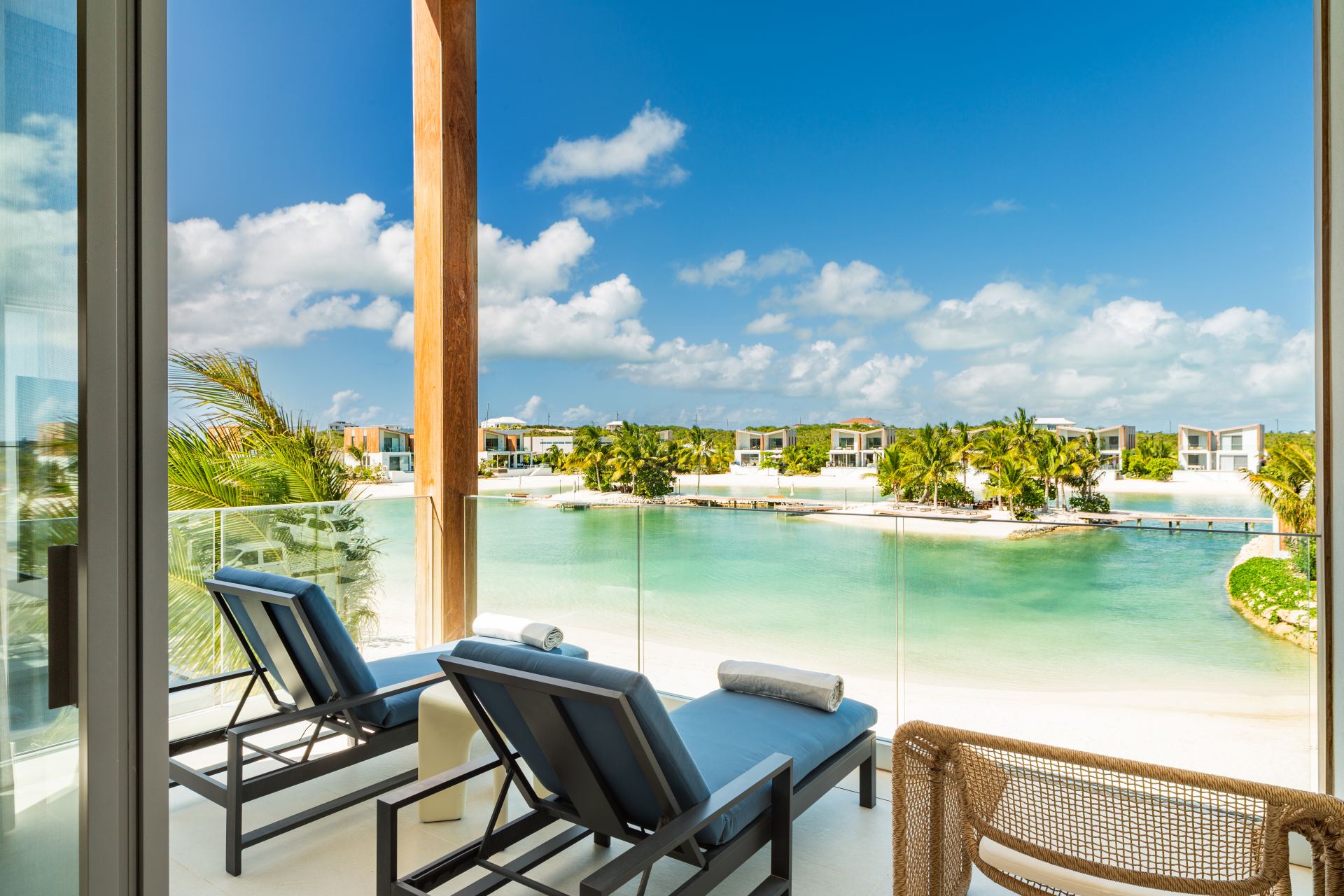 South Bank Lagoon Villas 5BDR