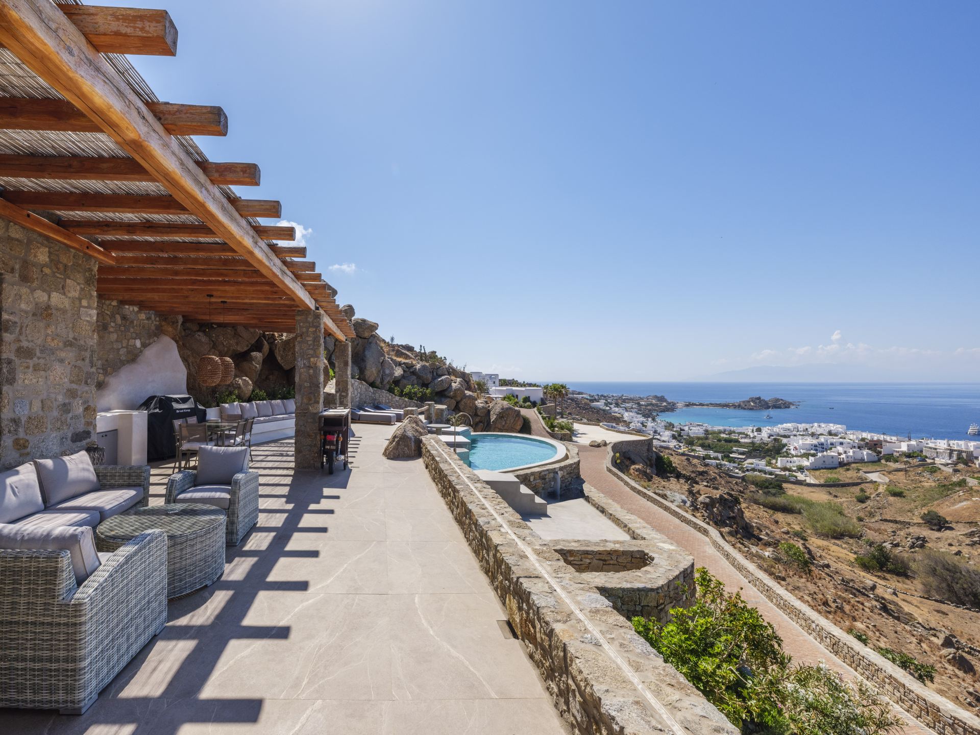 Villa White and Stone