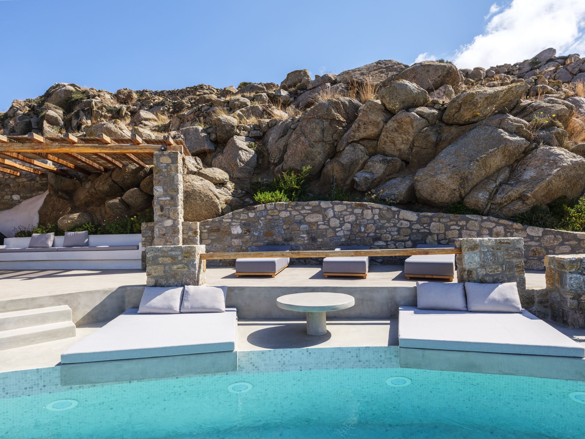 Villa White and Stone