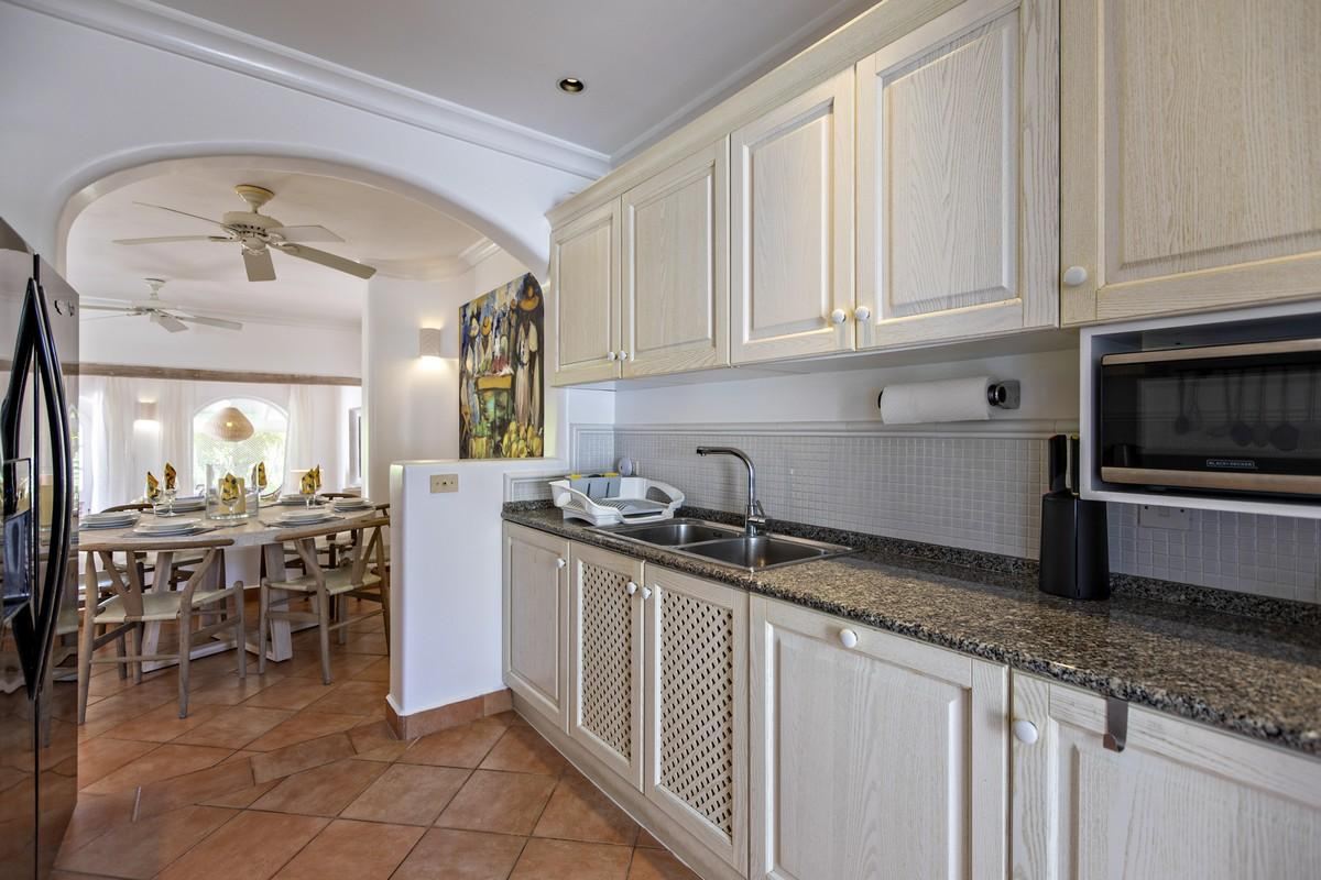 Sugar Hill, Coconut Shell, Sugar Hill Tennis Village