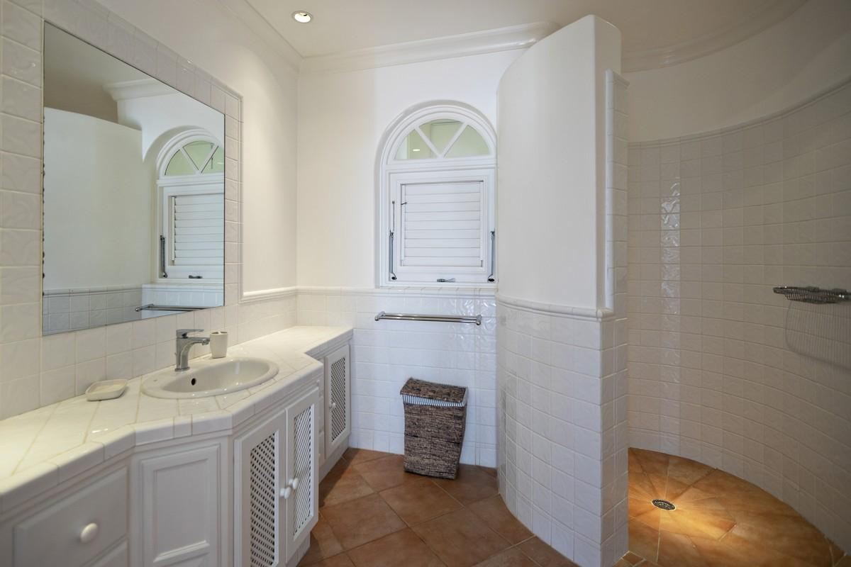 Sugar Hill, Coconut Shell, Sugar Hill Tennis Village