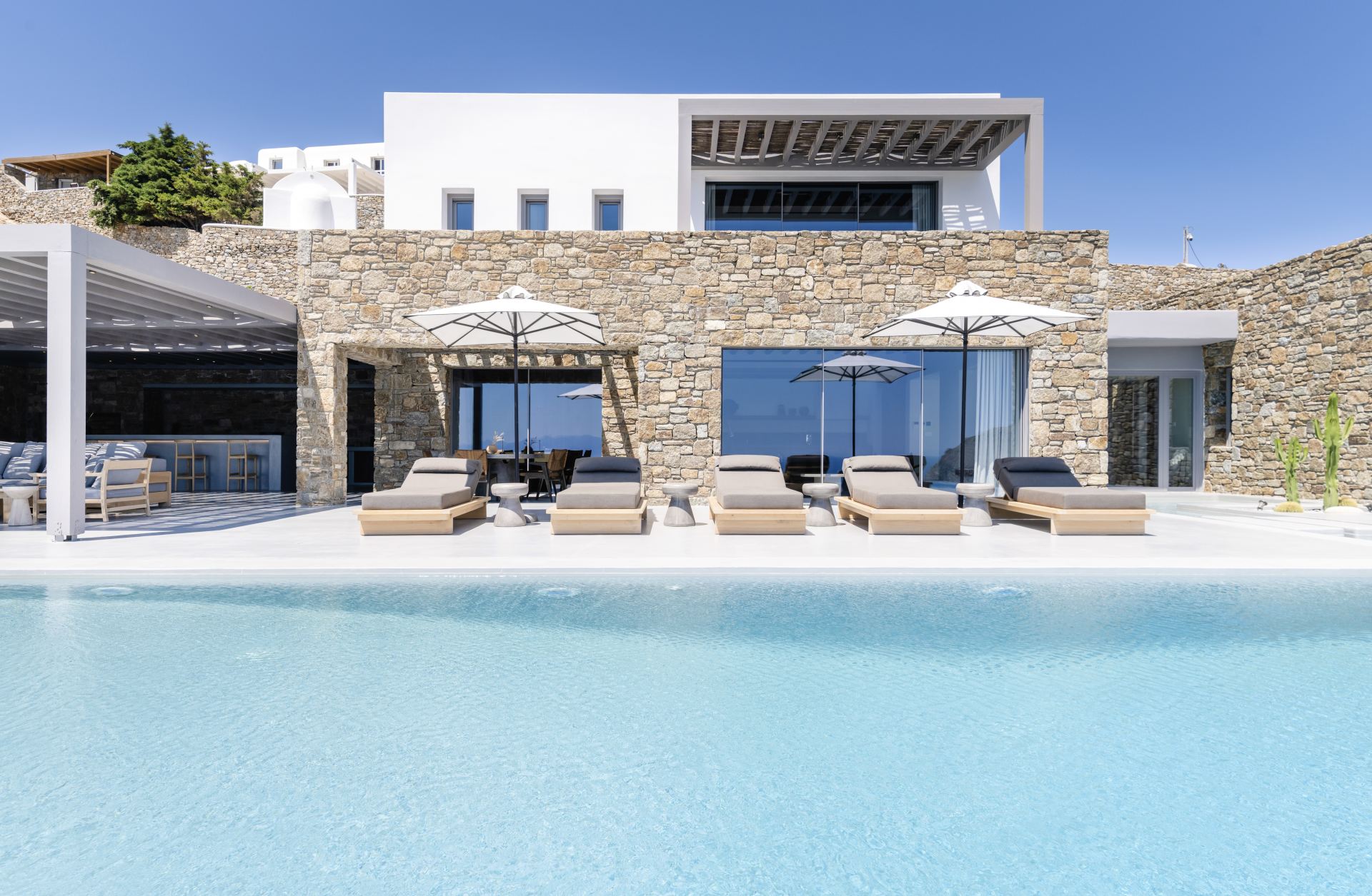 Villa Ariadne’s Mitos