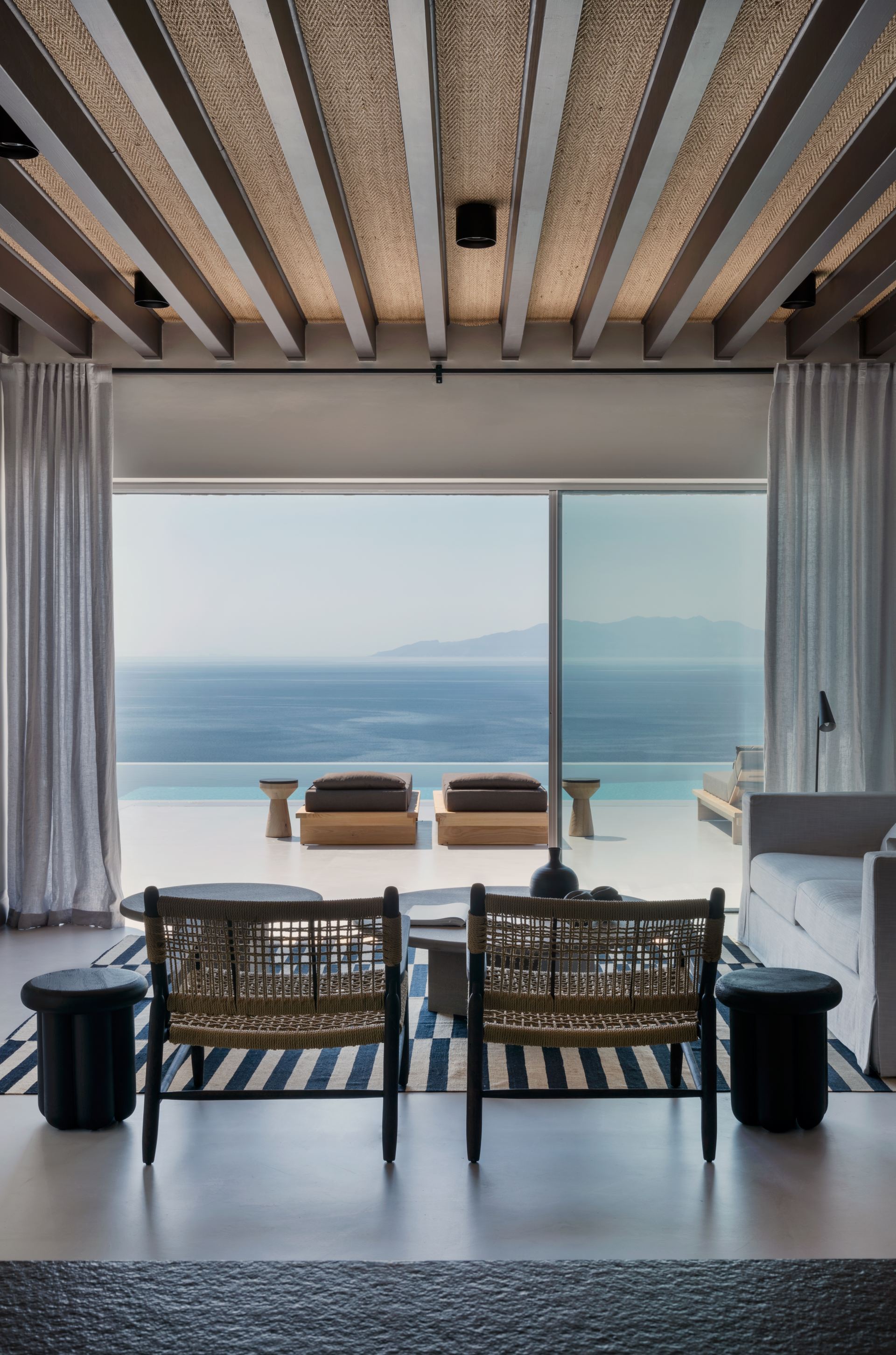 Villa Ariadne’s Mitos