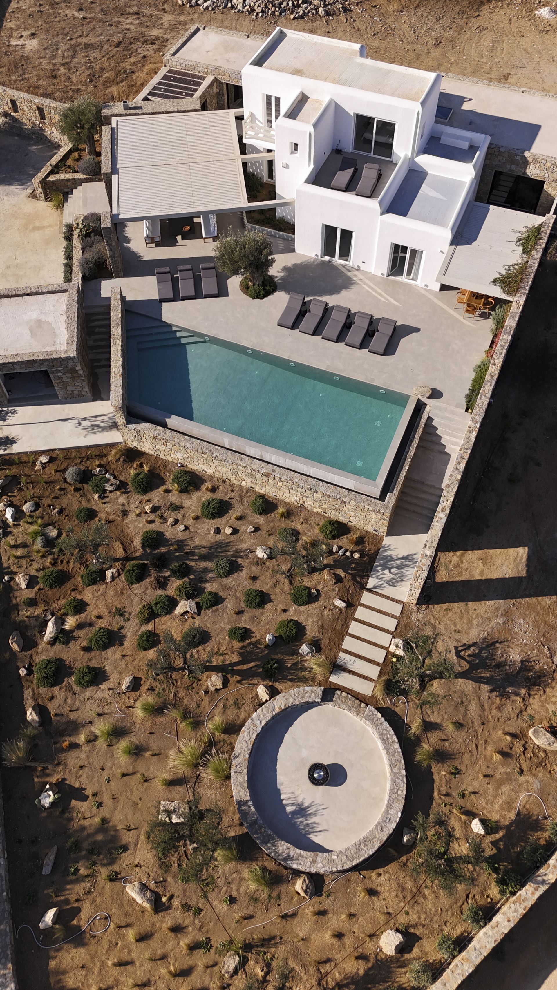 Blue Eye Grand Villa