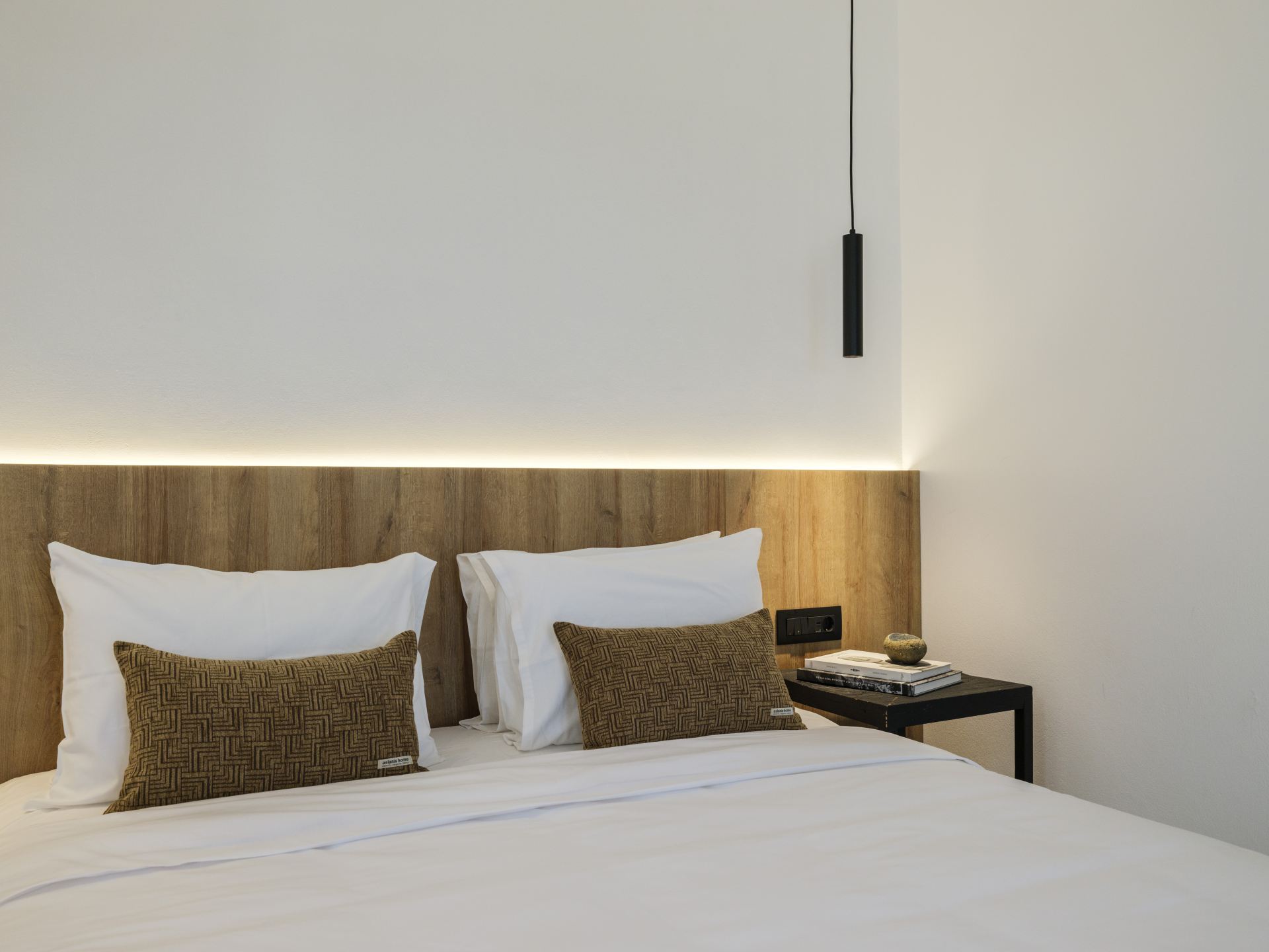 Blue Eye Grand Villa