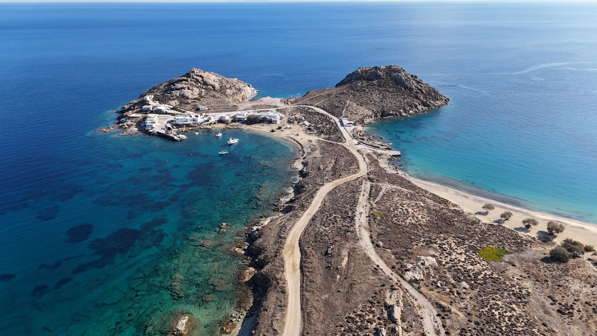 Blue Eye Grand Villa