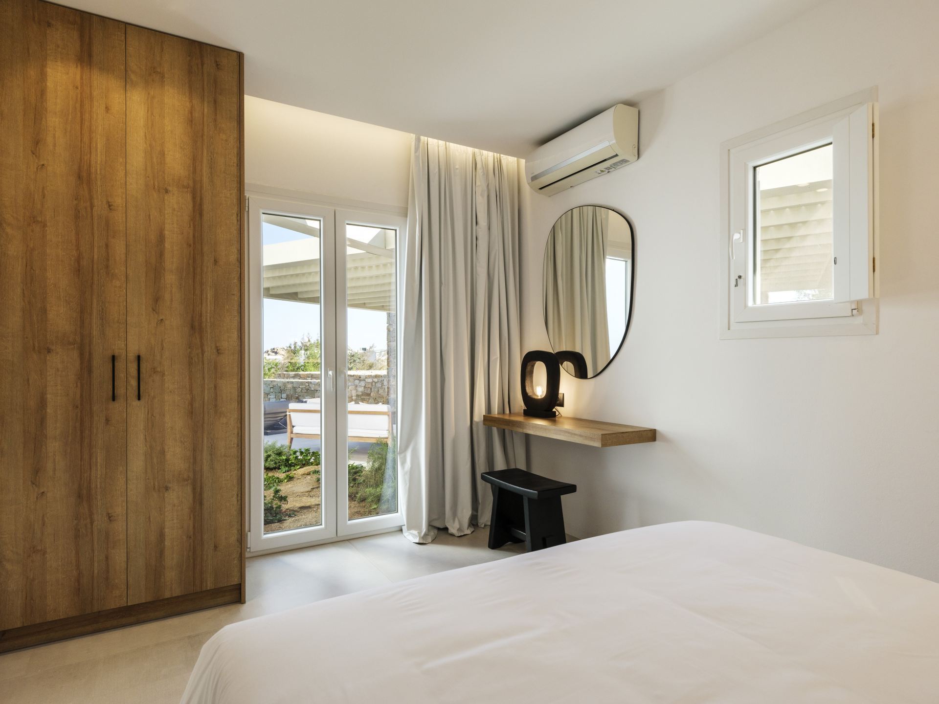 Blue Eye Grand Villa