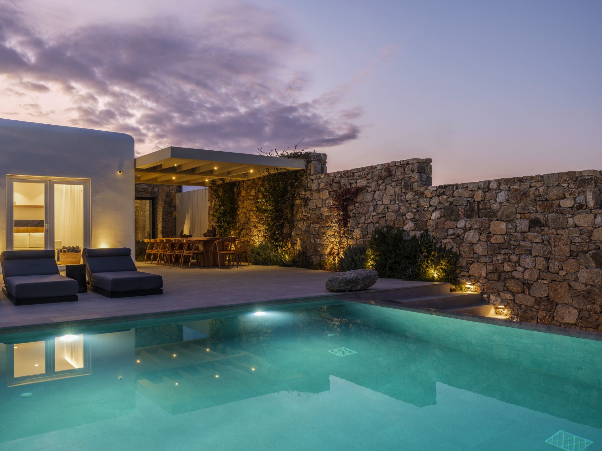 Blue Eye Grand Villa