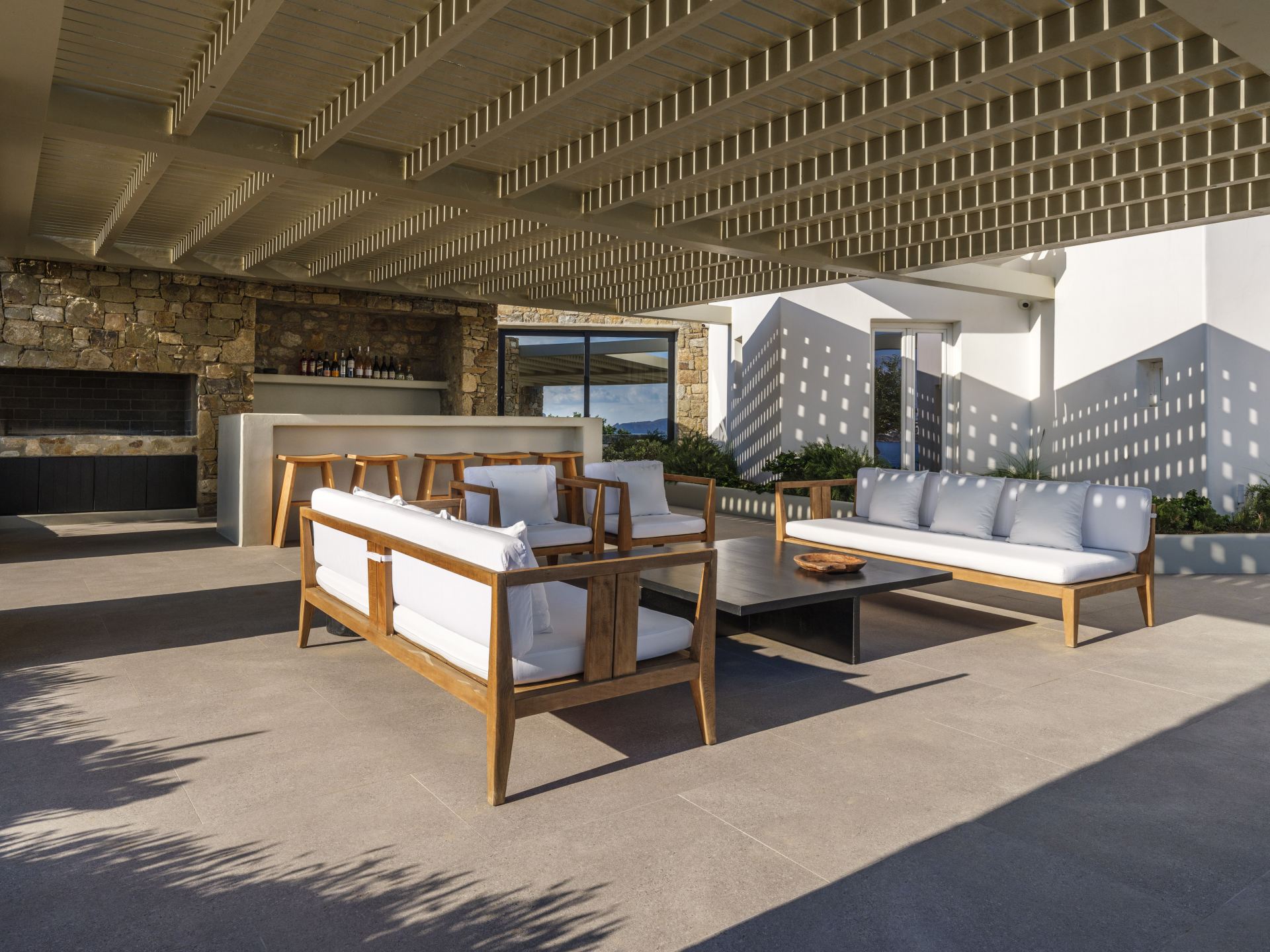 Blue Eye Grand Villa