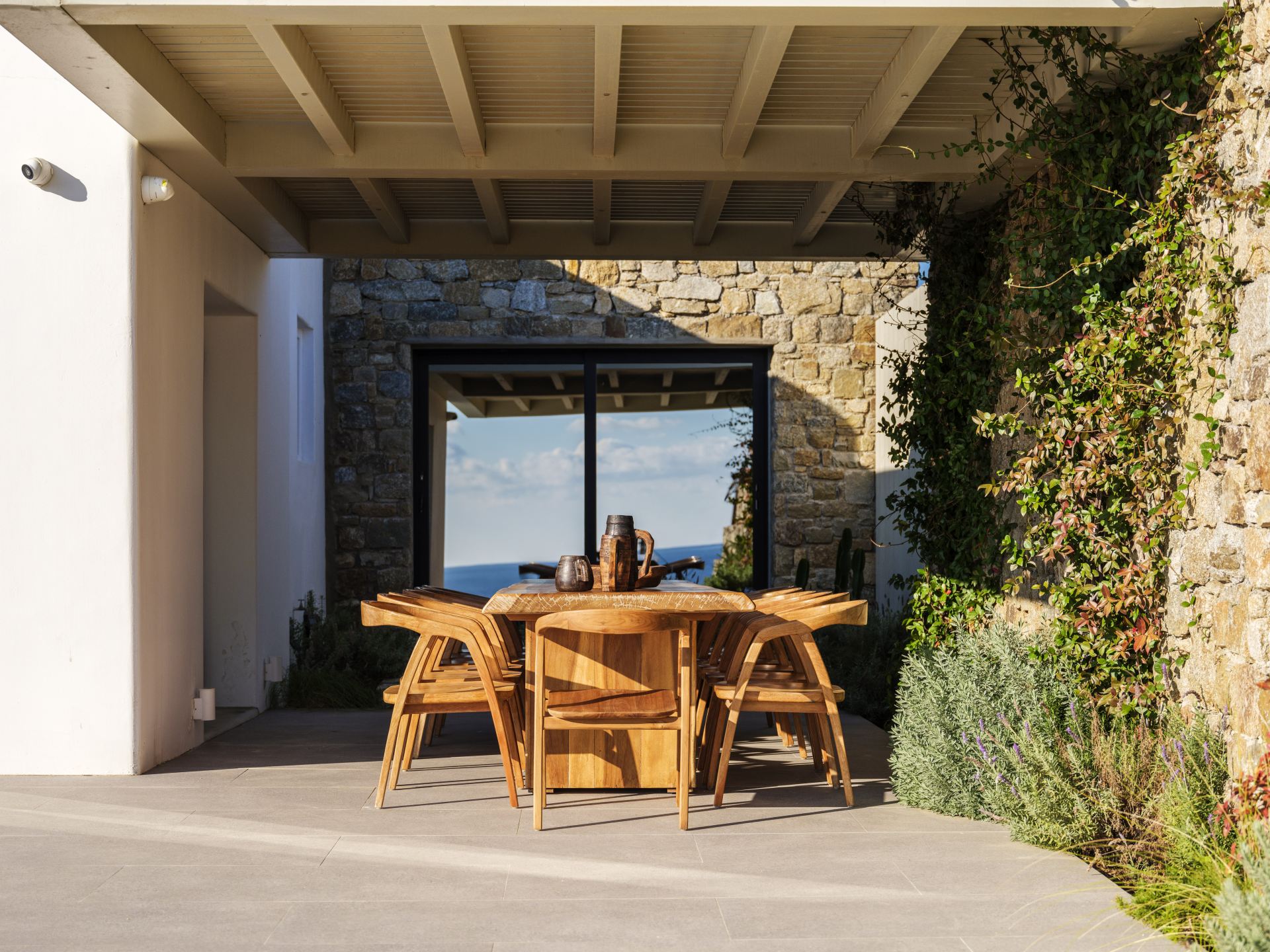 Blue Eye Grand Villa