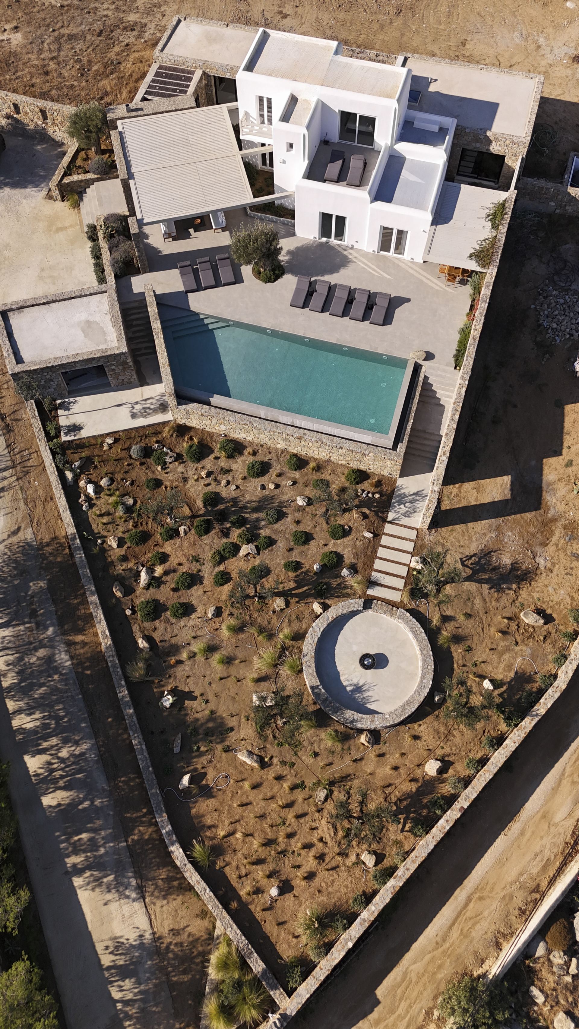 Blue Eye Grand Villa