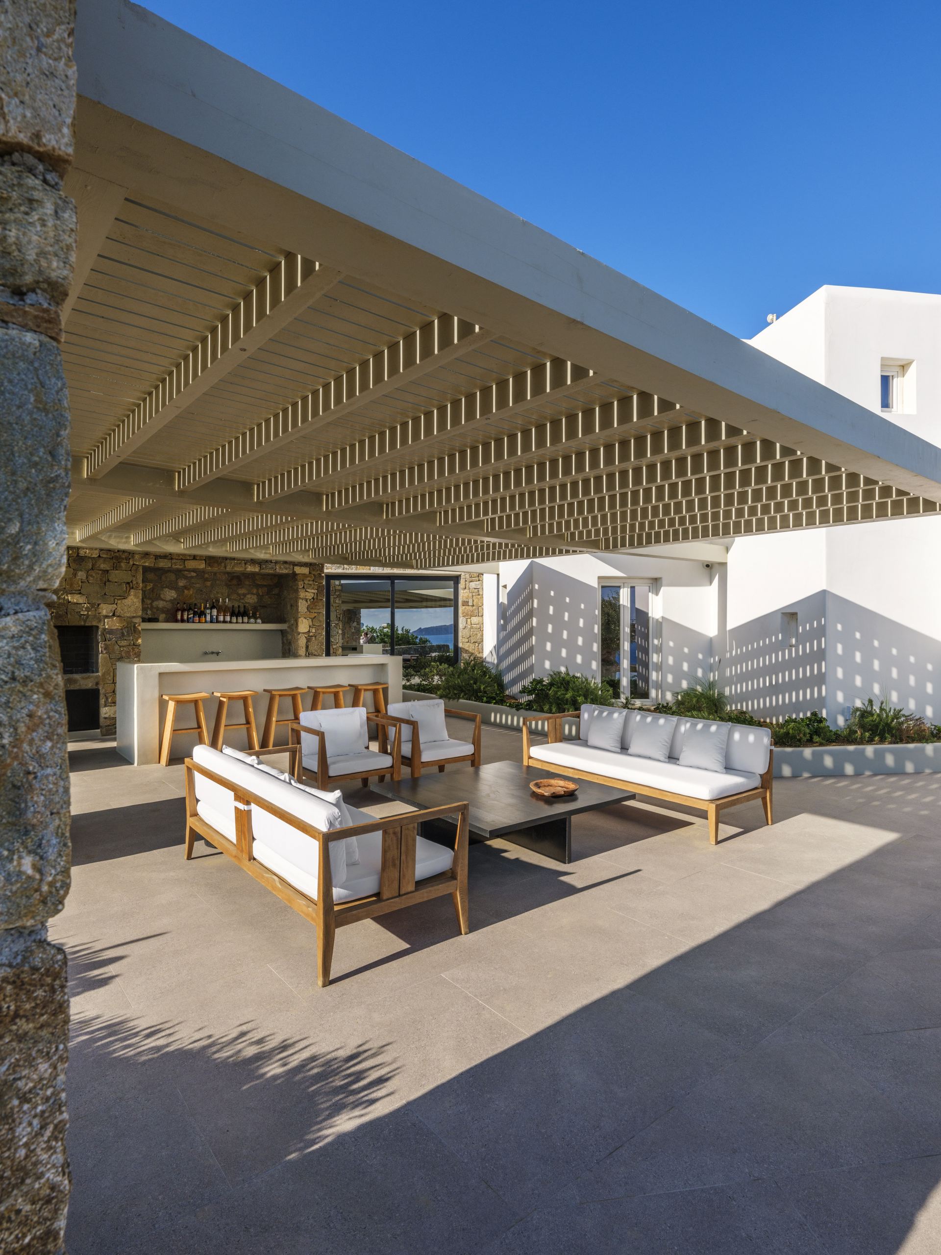 Blue Eye Grand Villa