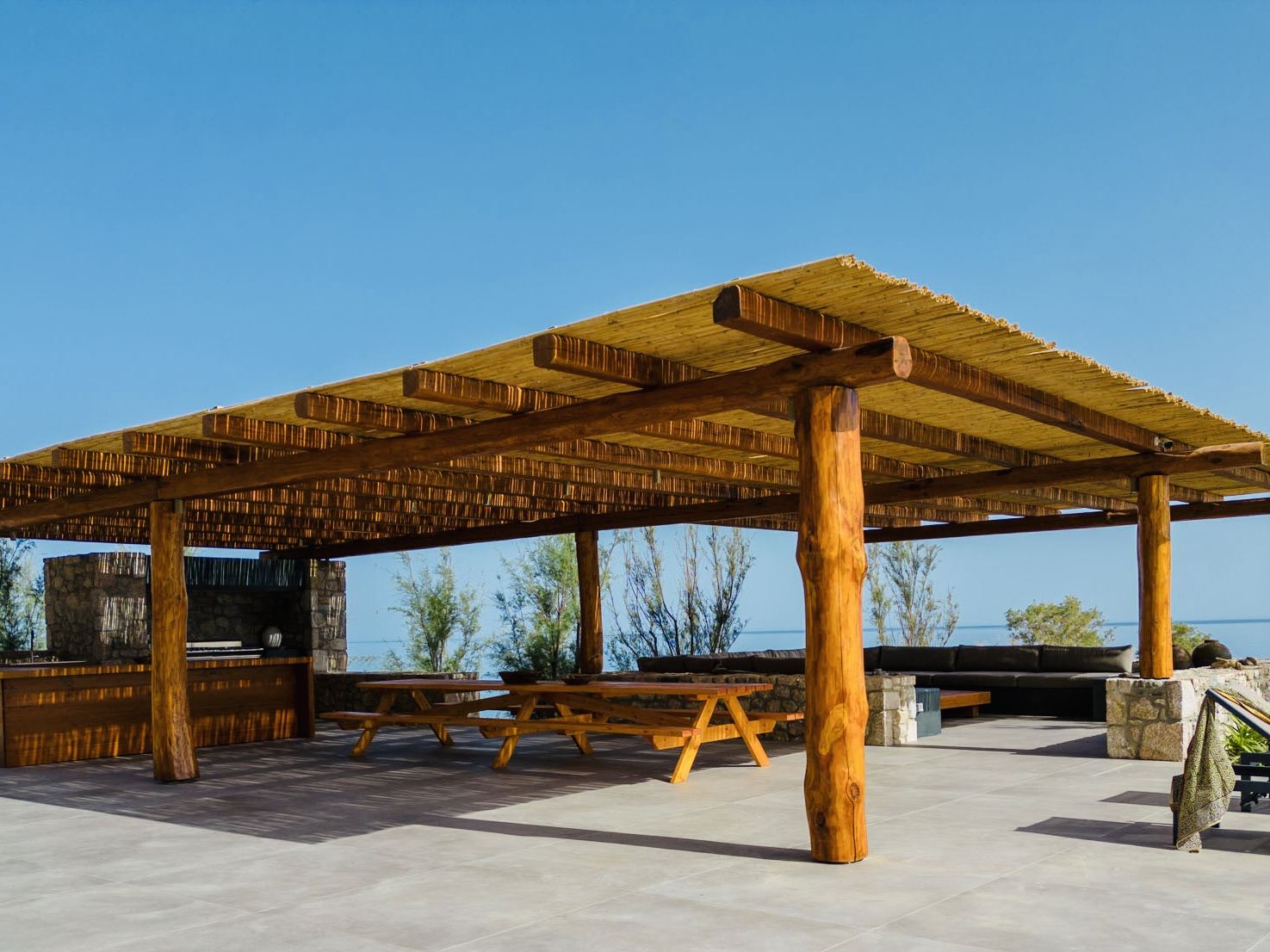 Beach House Arvi East