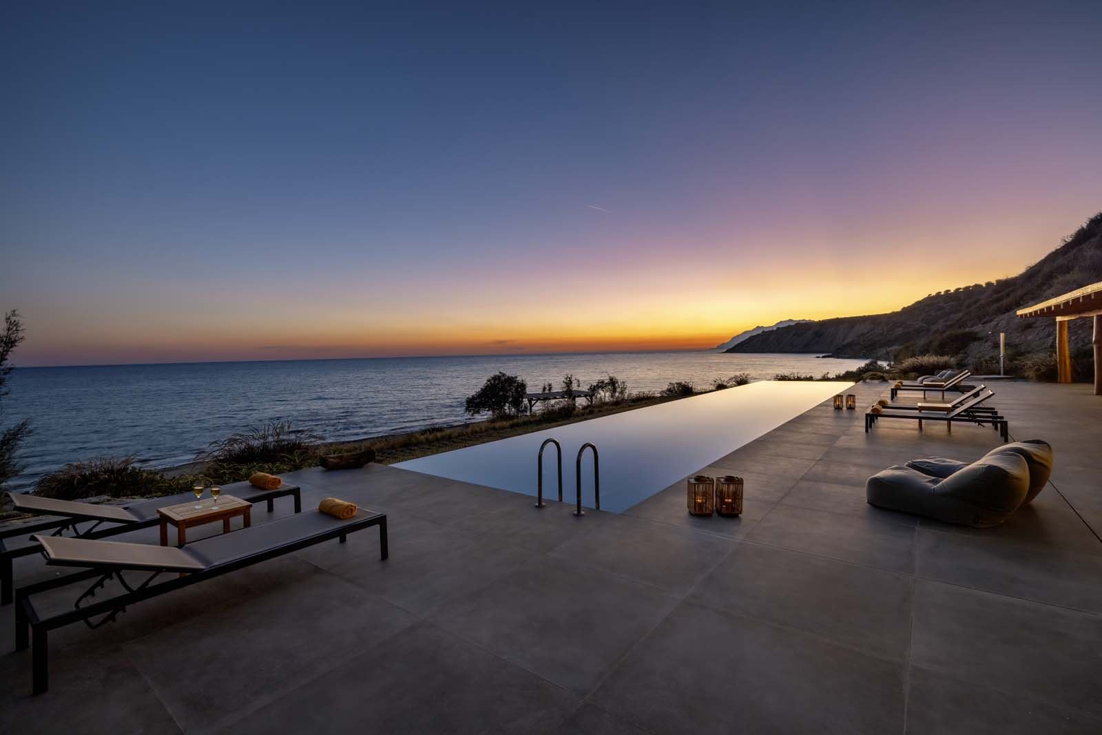 Beach House Arvi East