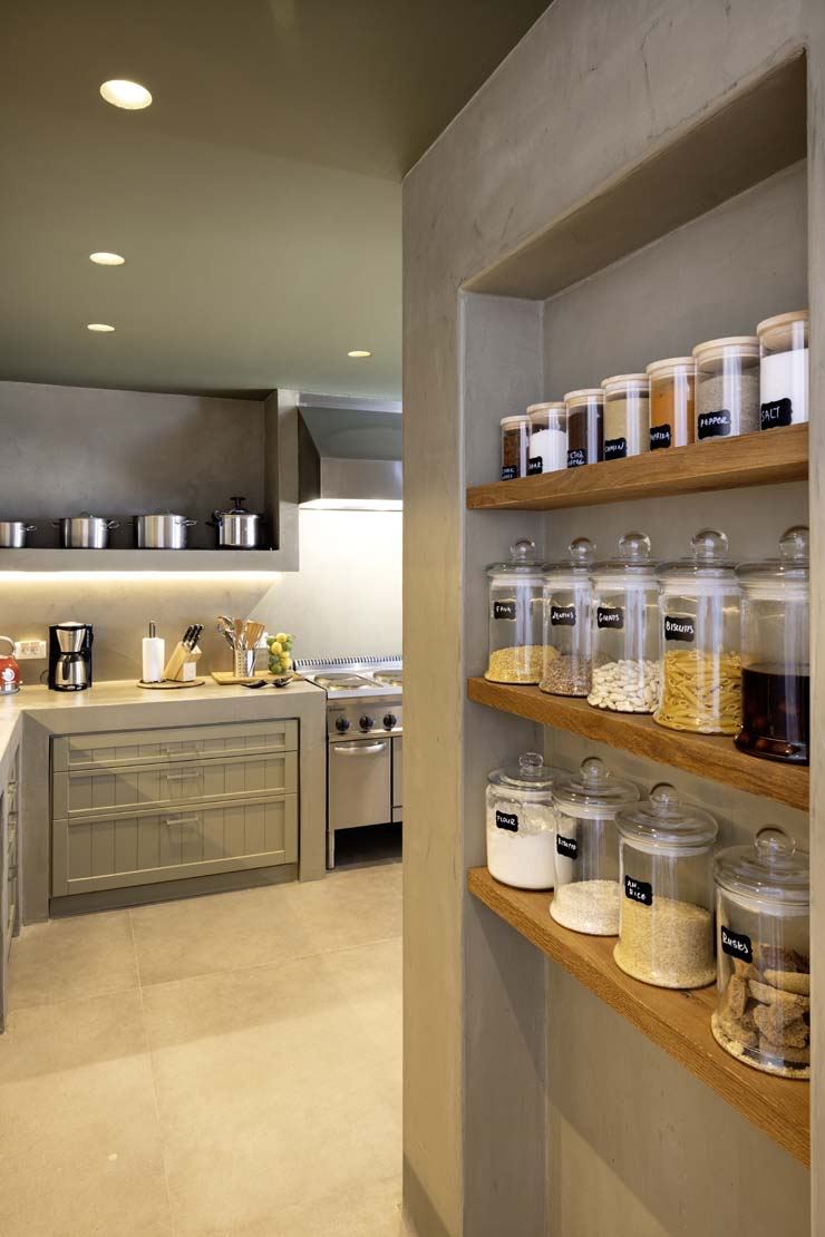 Beach House Arvi East