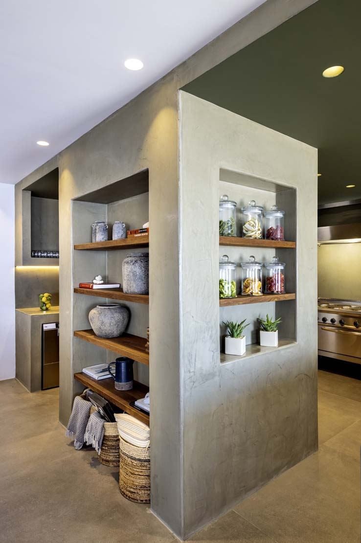 Beach House Arvi East