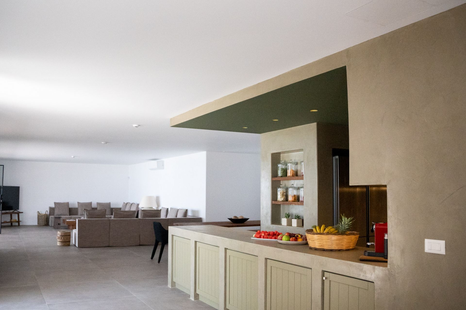 Beach House Arvi East