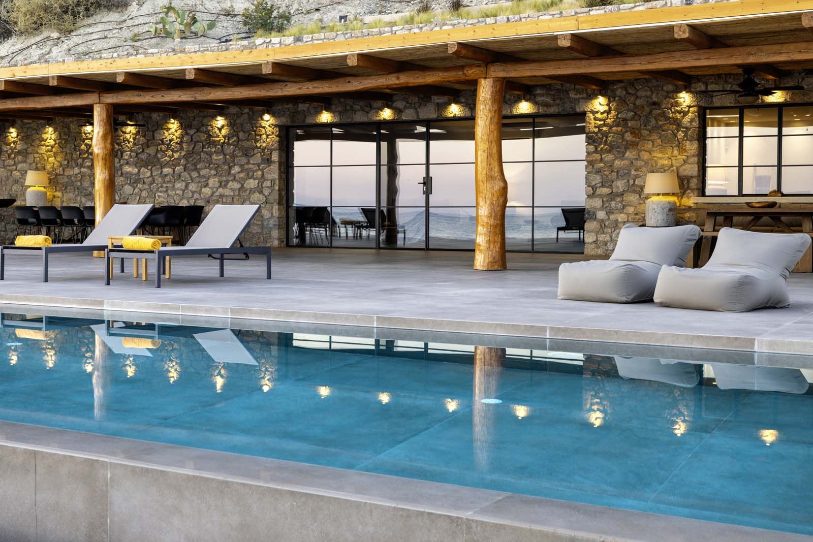 Beach House Arvi East