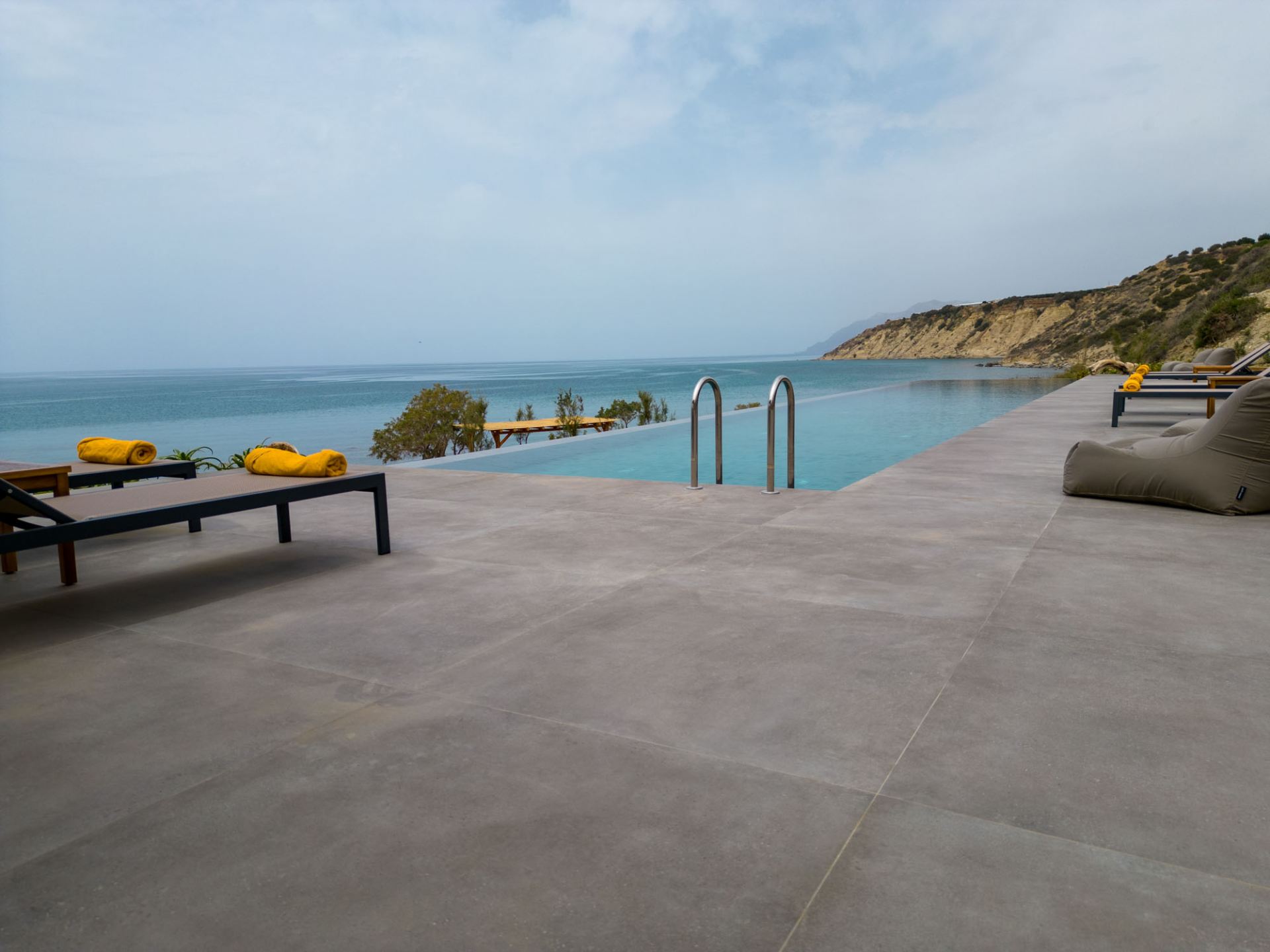 Beach House Arvi East