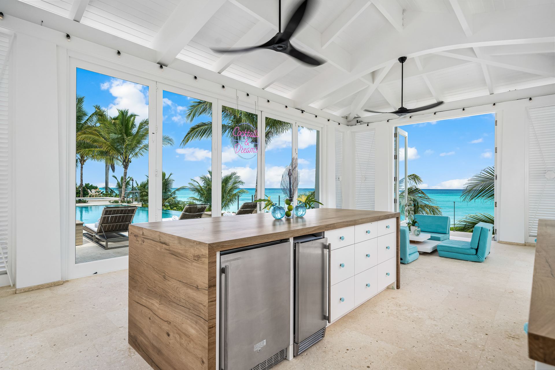 Villa Oceane in Bahamas