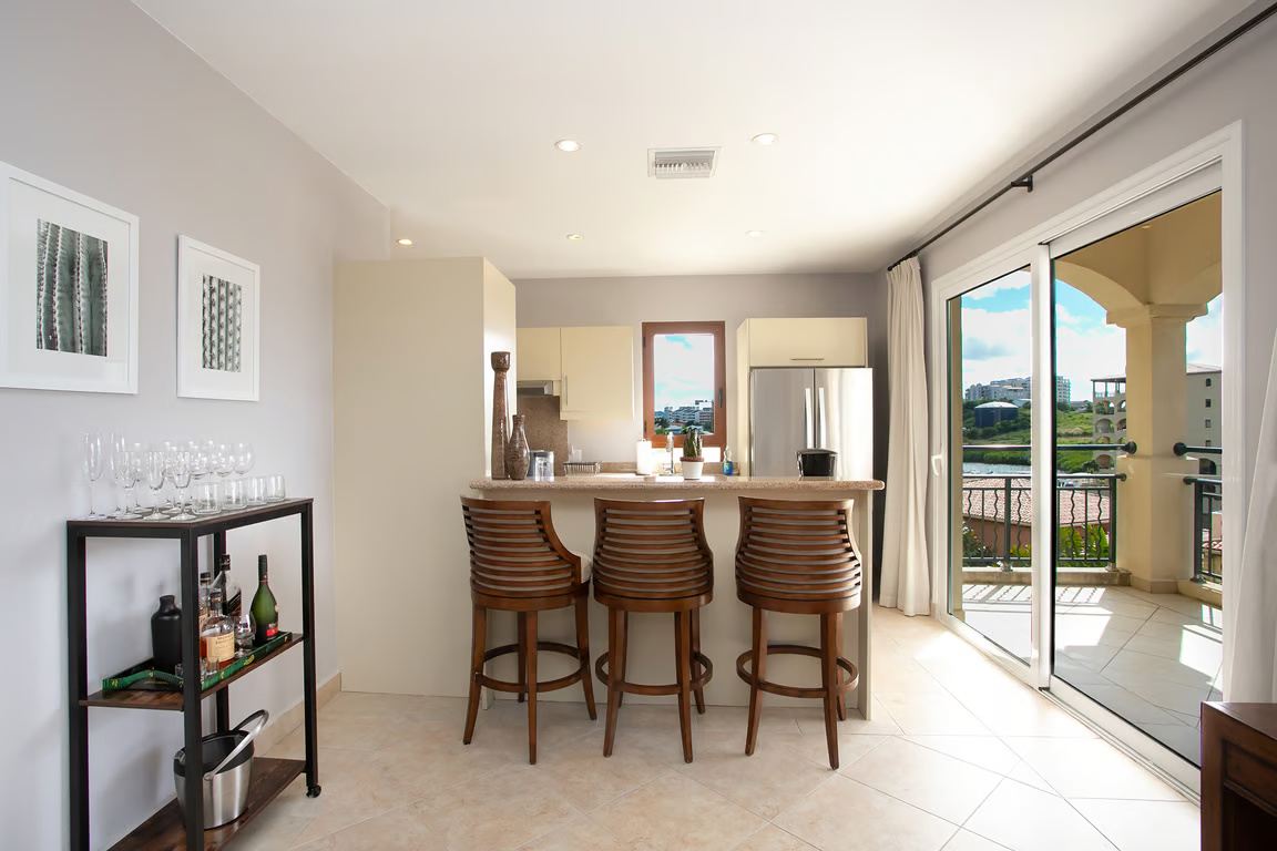 Sea Breeze 3 Bdr Condo