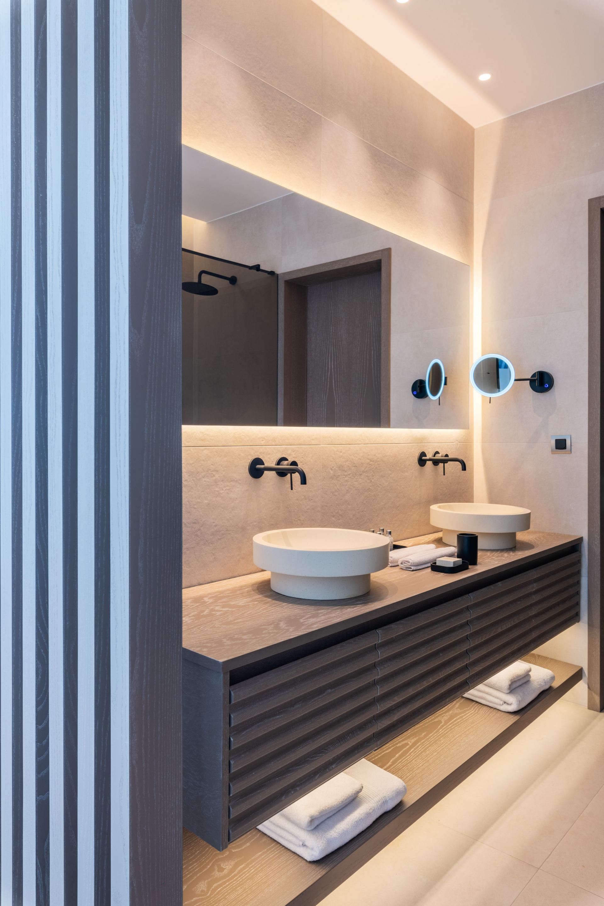 Serenity Psarou Estate