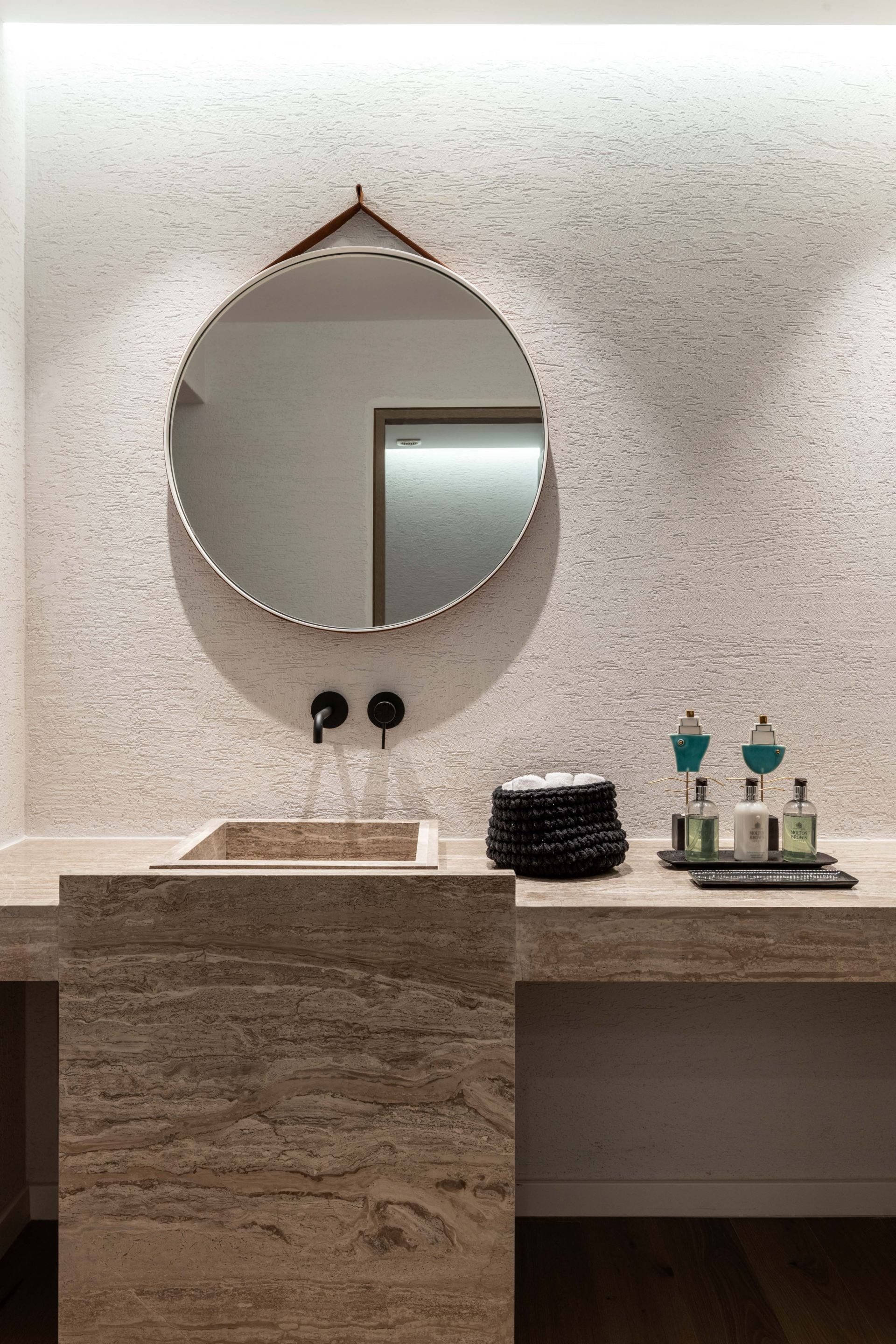 Serenity Psarou Estate