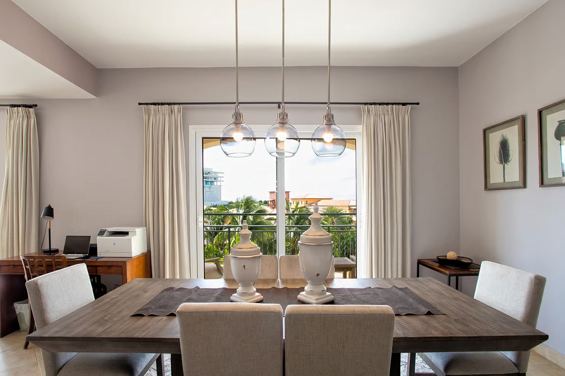 Sea Breeze 3 Bdr Condo