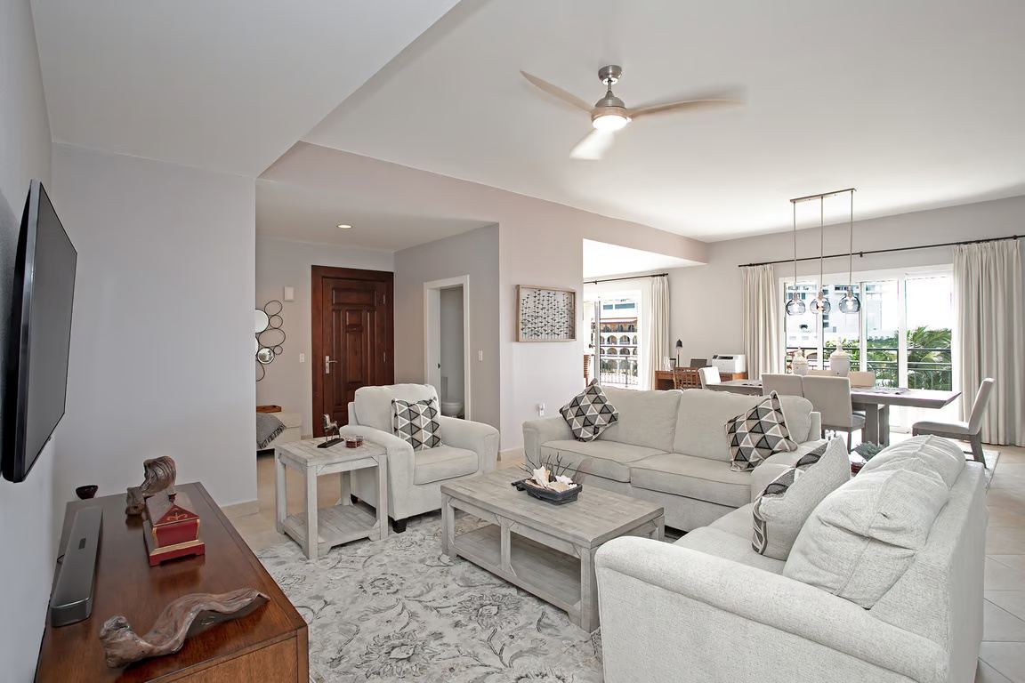 Sea Breeze 3 Bdr Condo