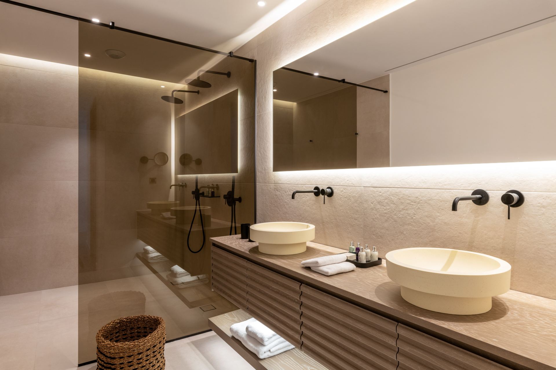 Serenity Psarou Estate