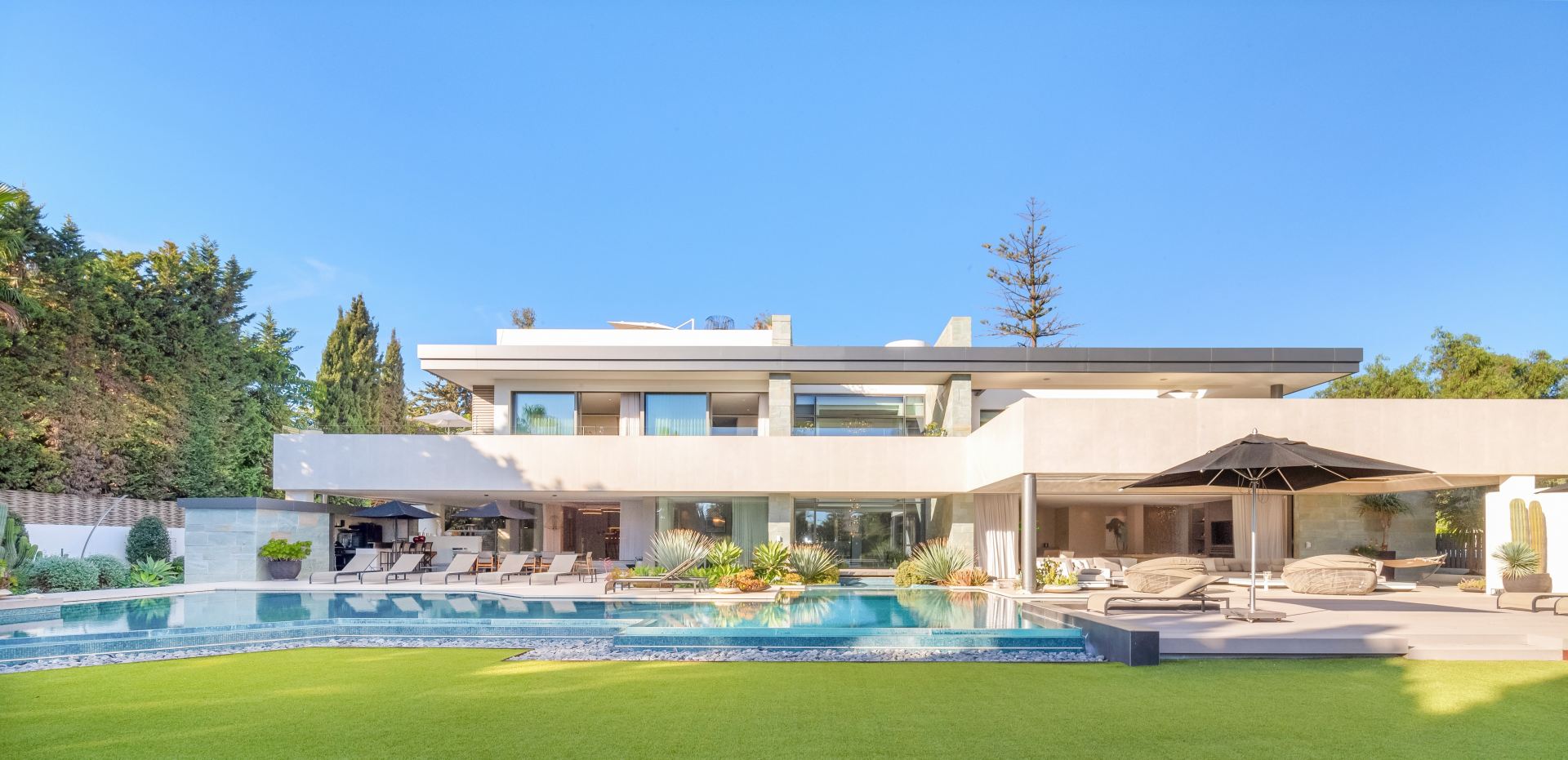 Savannah Golden Villa