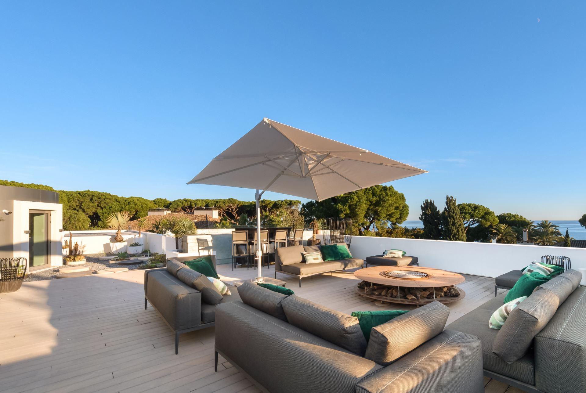 Savannah Golden Villa