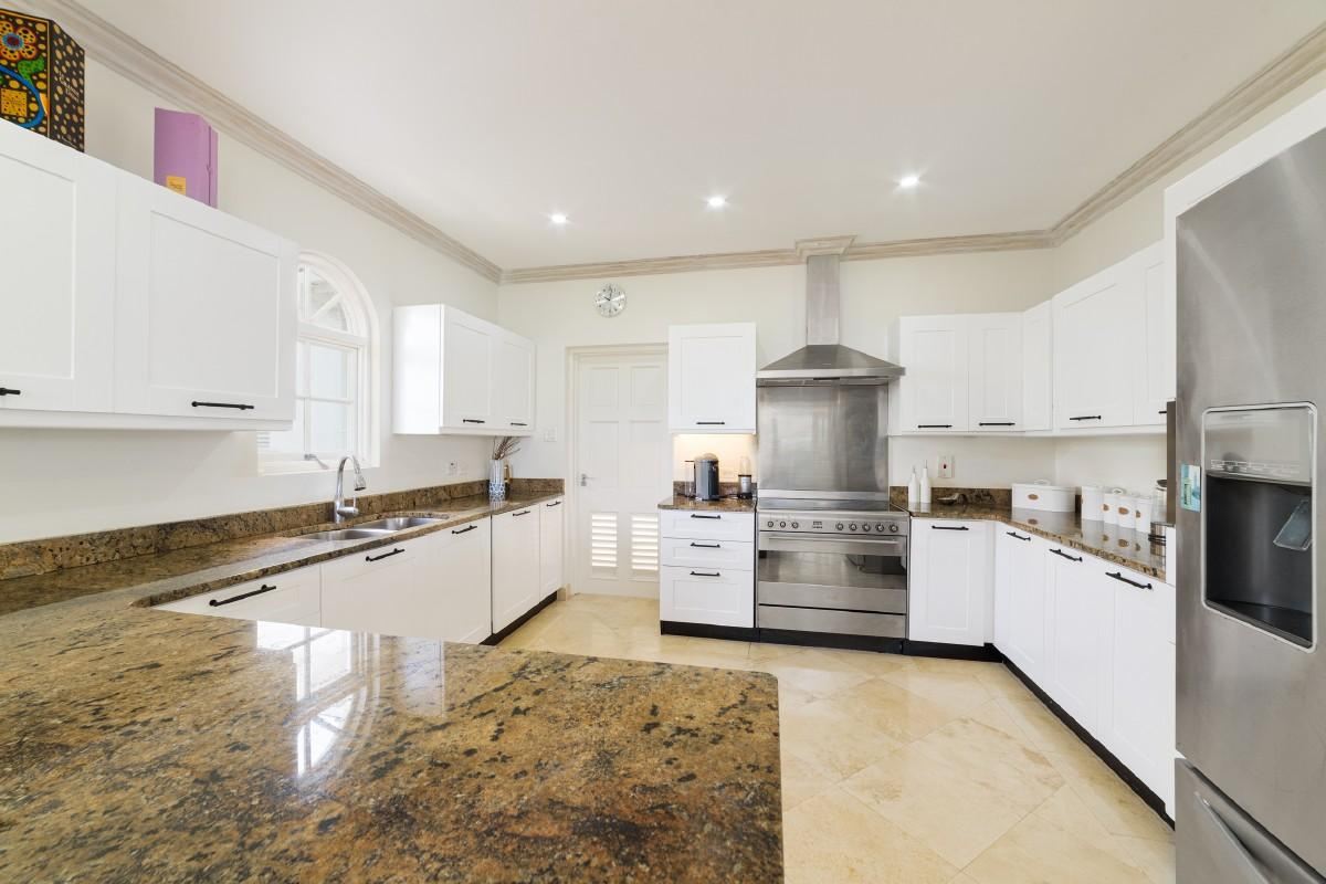 Sugar Hill - Halfway Tree Villa