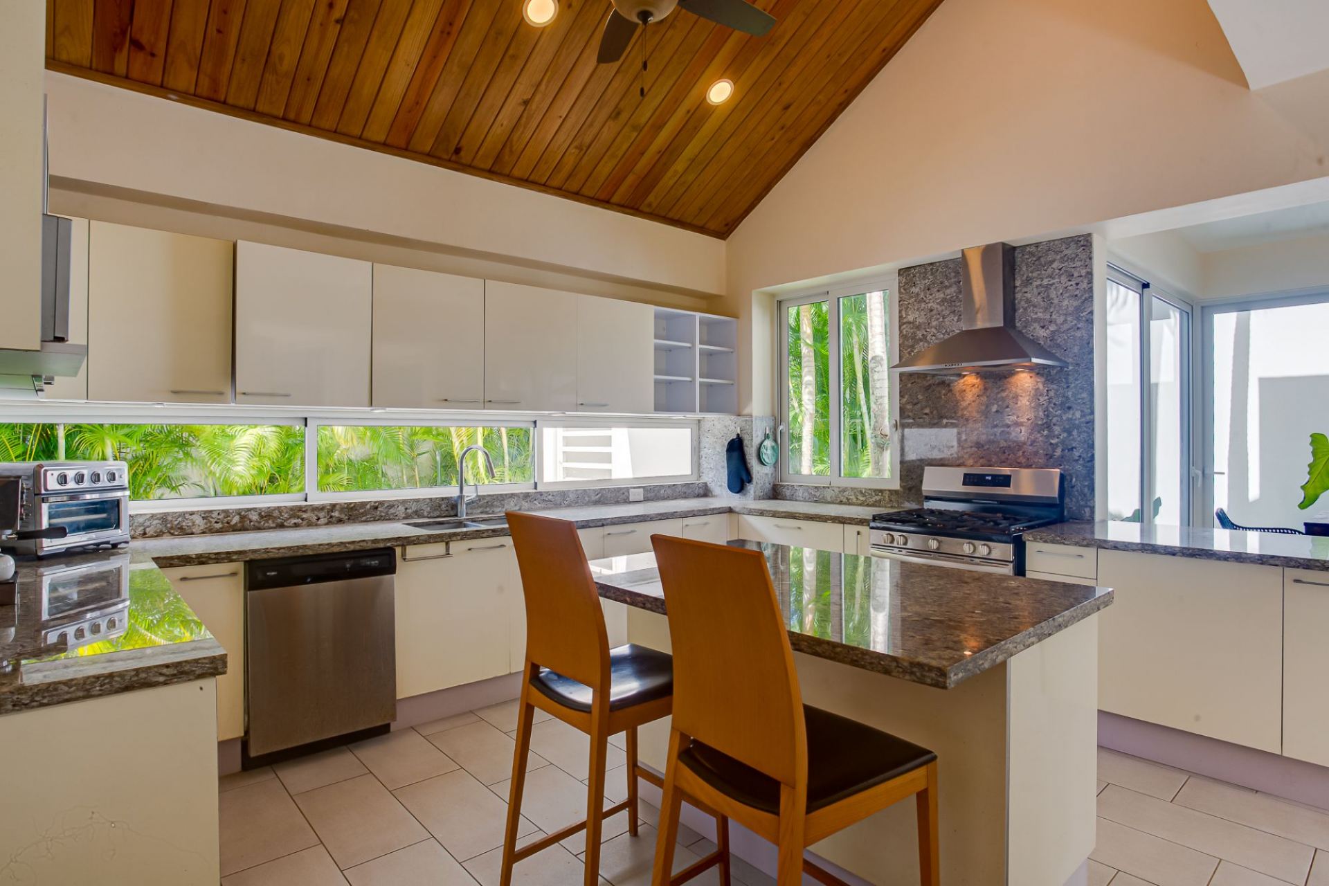 Villa Tortuga Bay C20