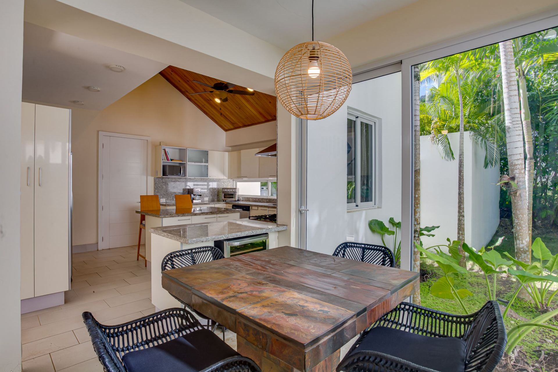 Villa Tortuga Bay C20