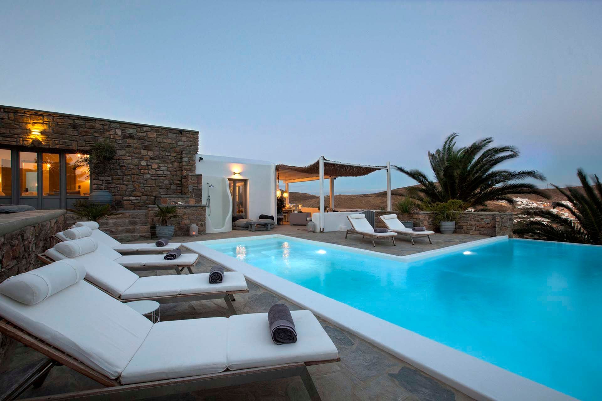 White House 9 bedrooms