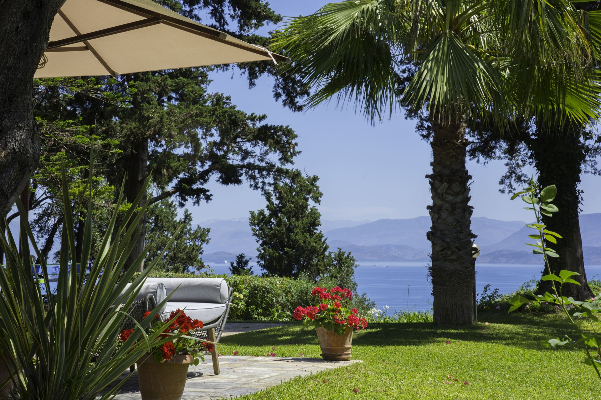 Skyline & Ionica Estate