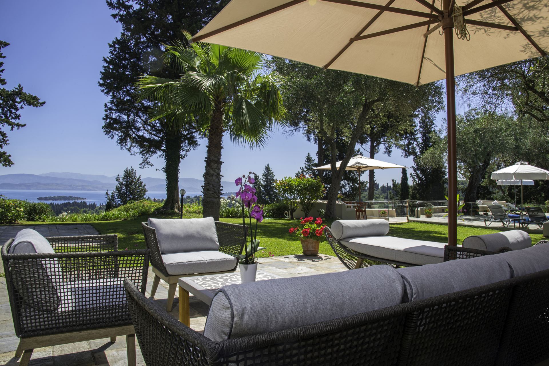 Skyline & Ionica Estate