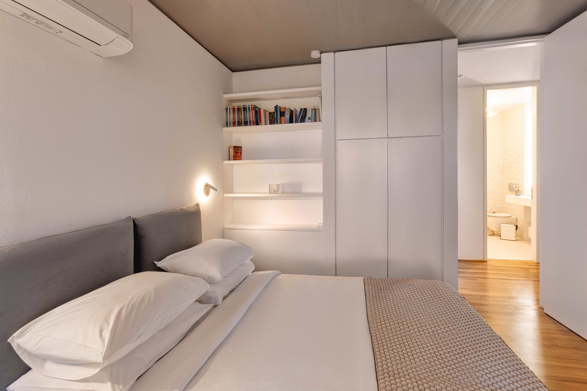 Skyline & Ionica Estate