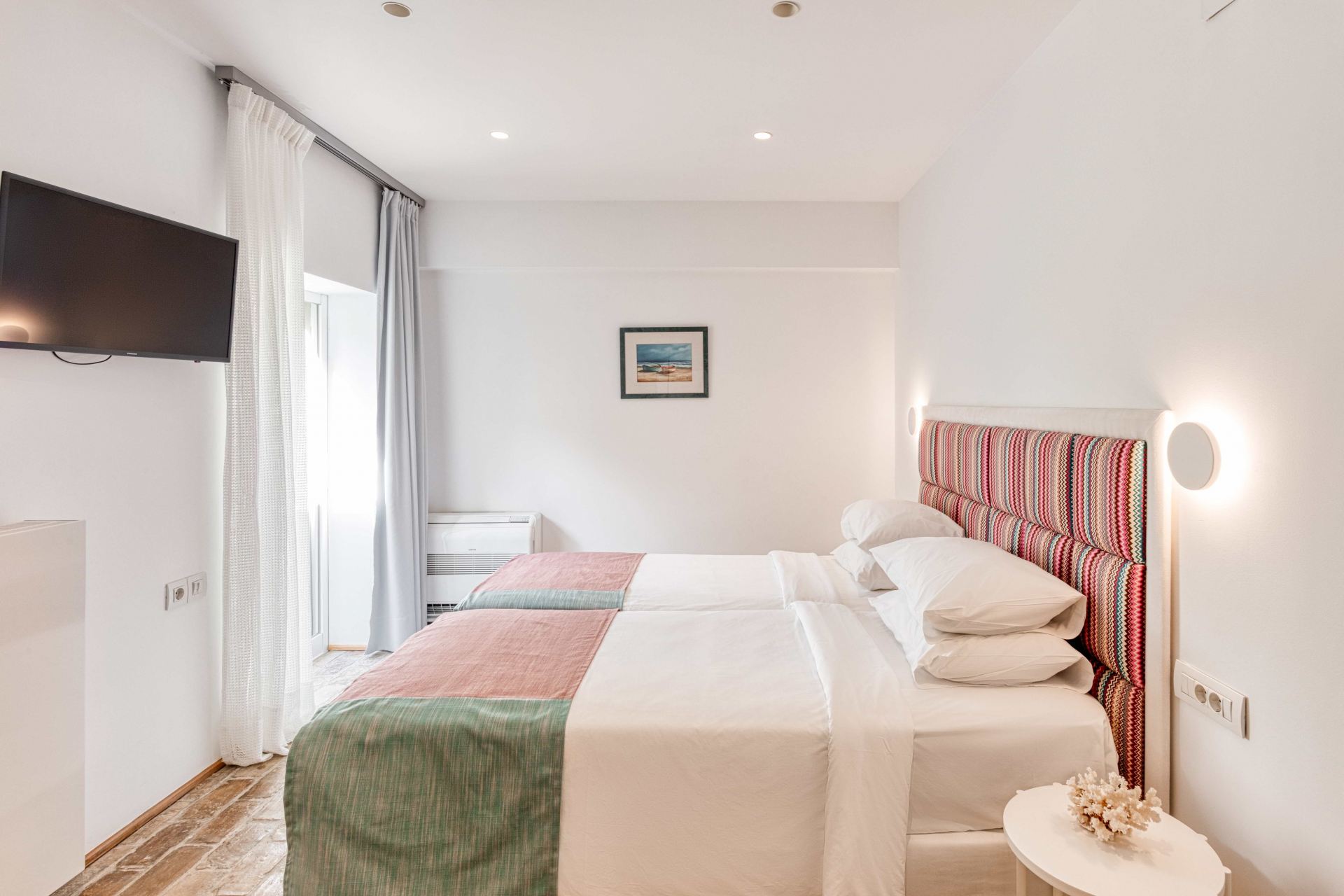 Skyline & Ionica Estate