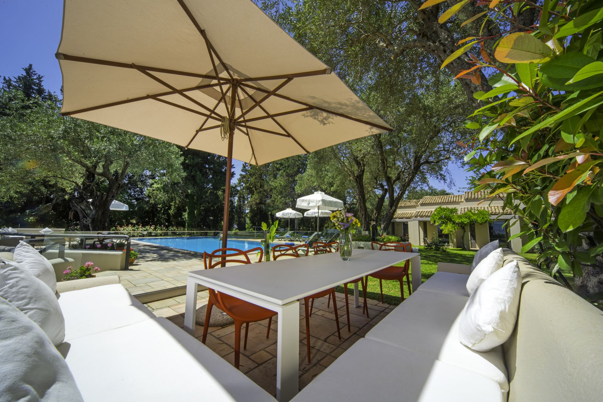 Skyline & Ionica Estate