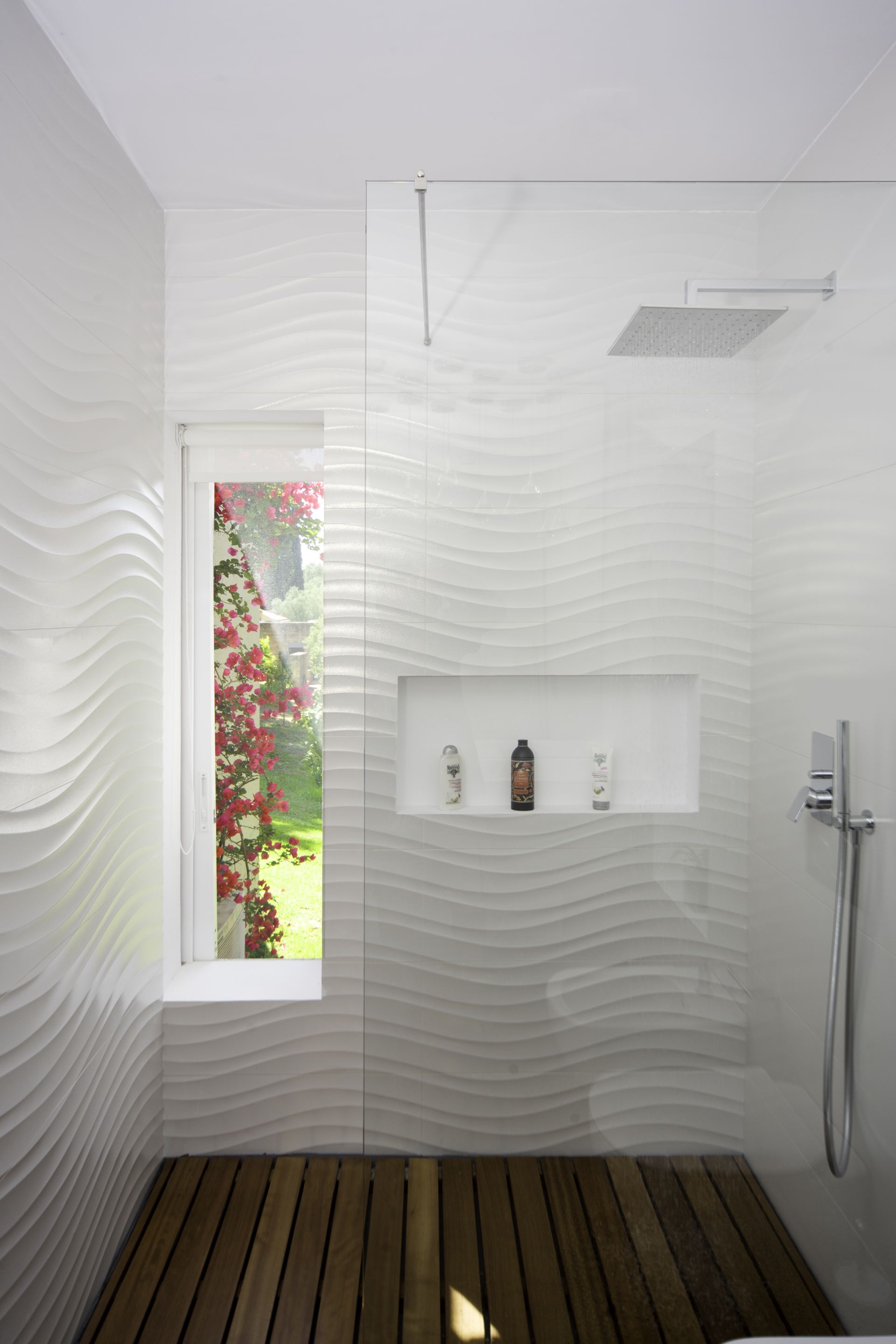 Skyline & Ionica Estate