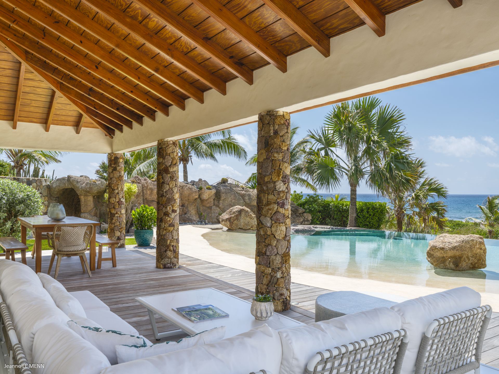 Villa La Roche Dans L Eau