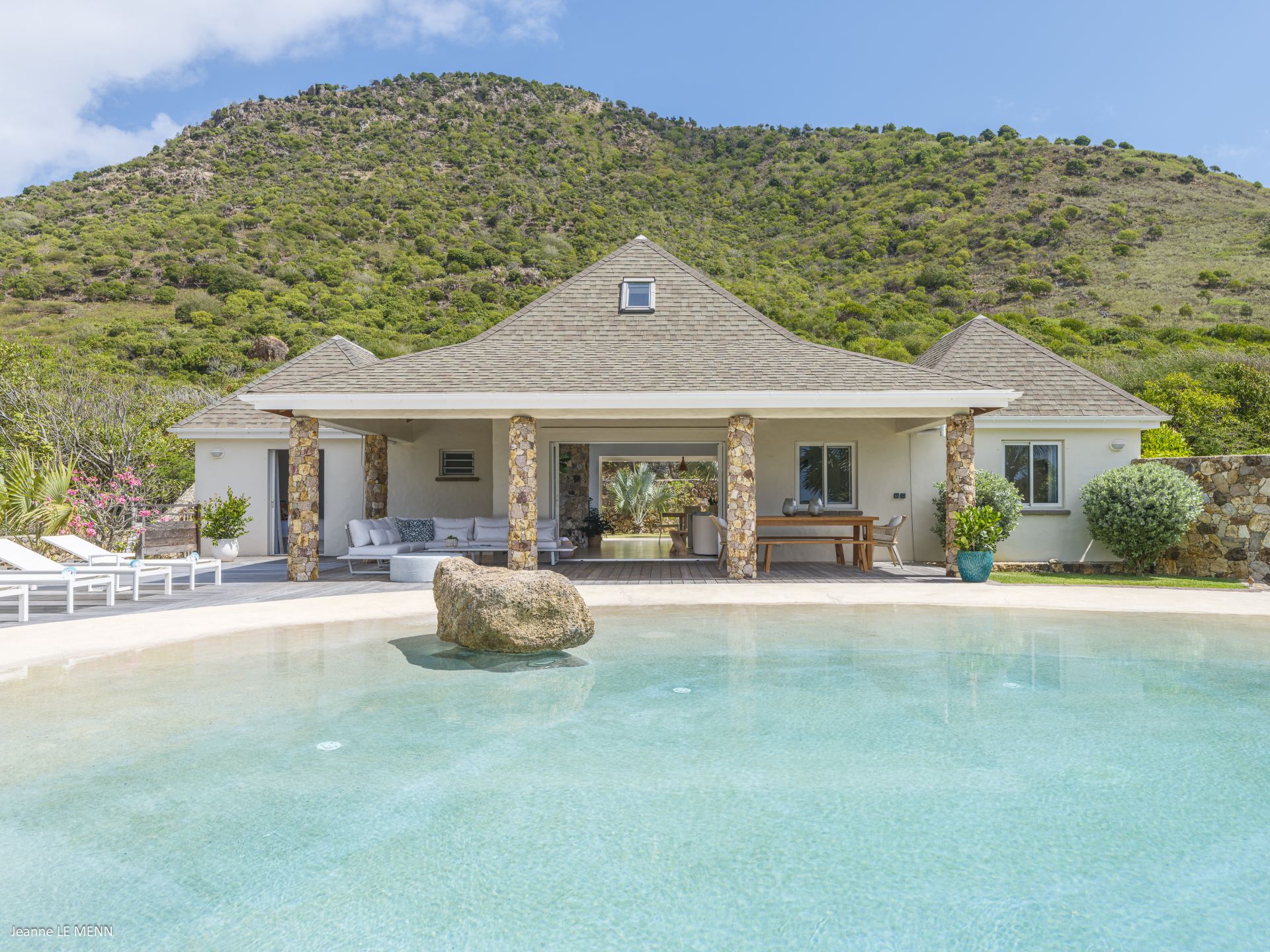 Villa La Roche Dans L Eau