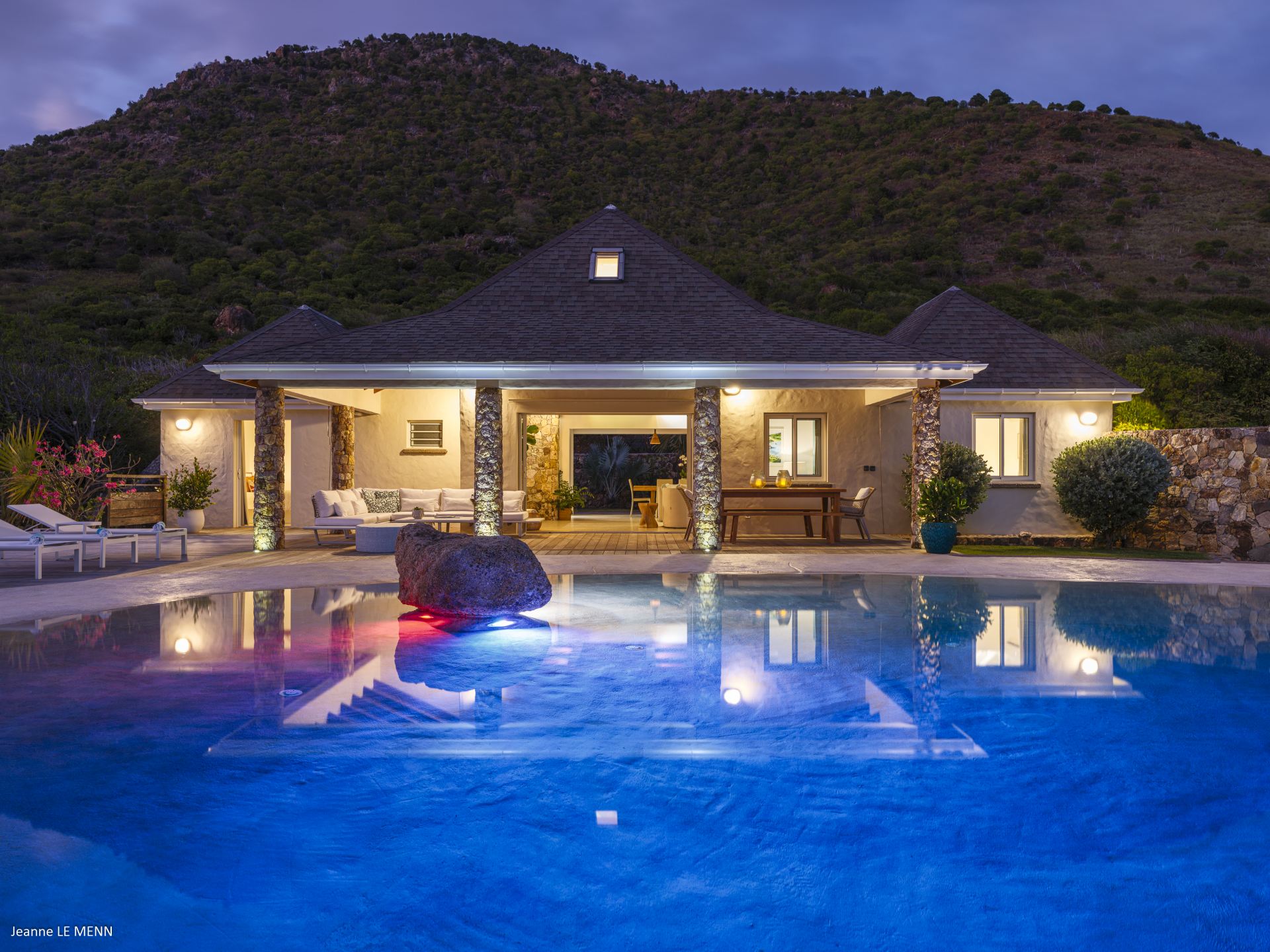 Villa La Roche Dans L Eau